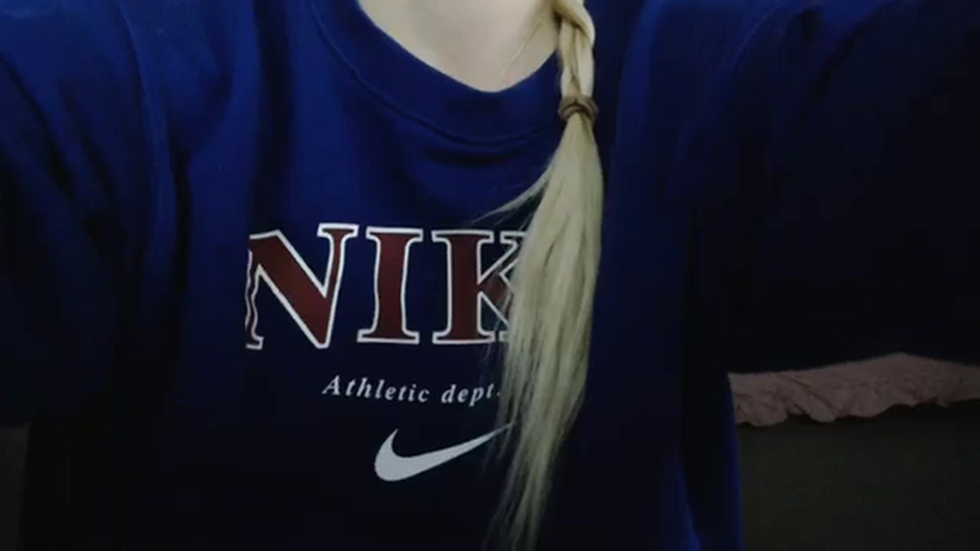 Gallery image thumbnail from AllleeS's myfreecams stream on, 01/10/2024, 15:15 image 3 of 20