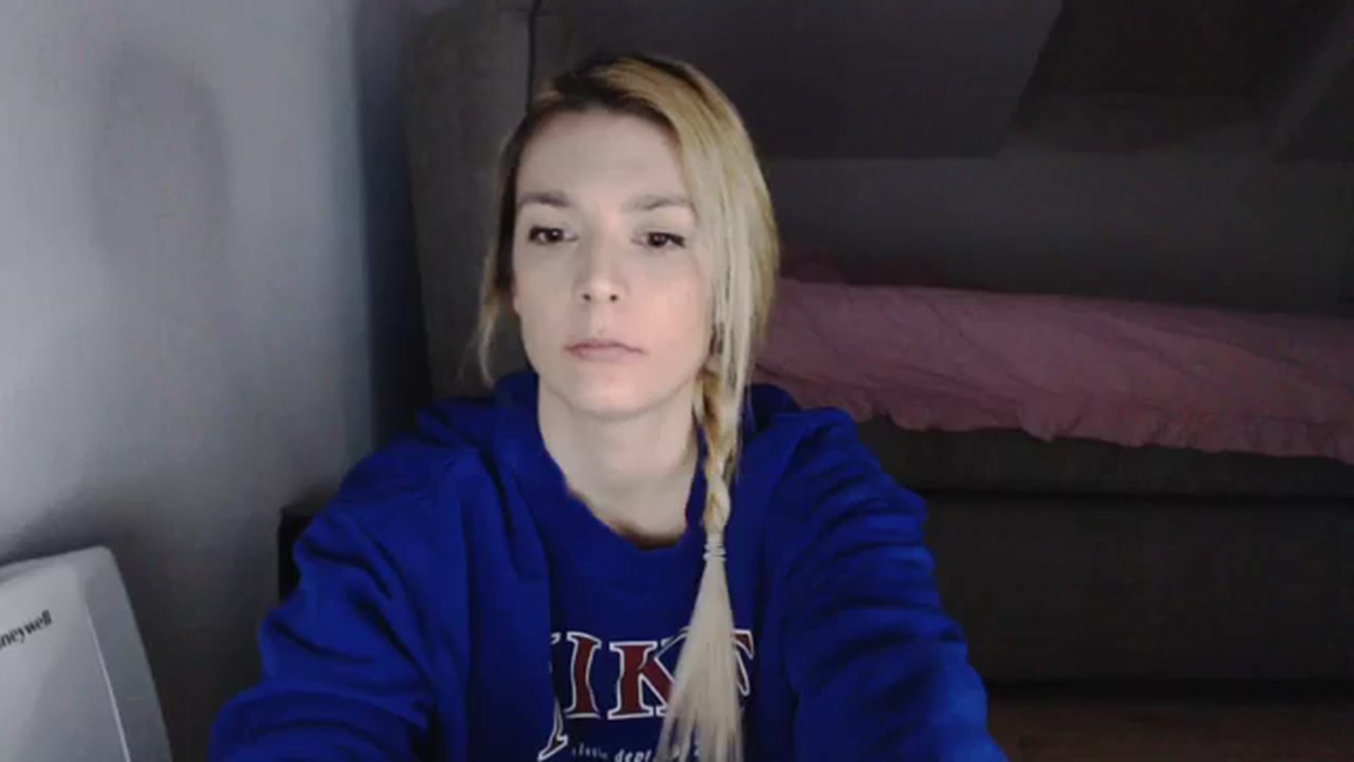 Gallery image thumbnail from AllleeS's myfreecams stream on, 01/18/2024, 14:07 image 3 of 20