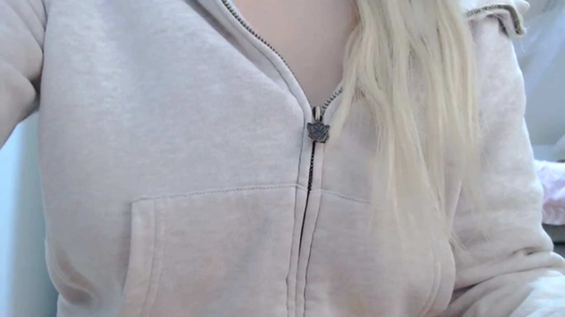 Gallery image thumbnail from AllleeS's myfreecams stream on, 01/23/2024, 14:36 image 5 of 20