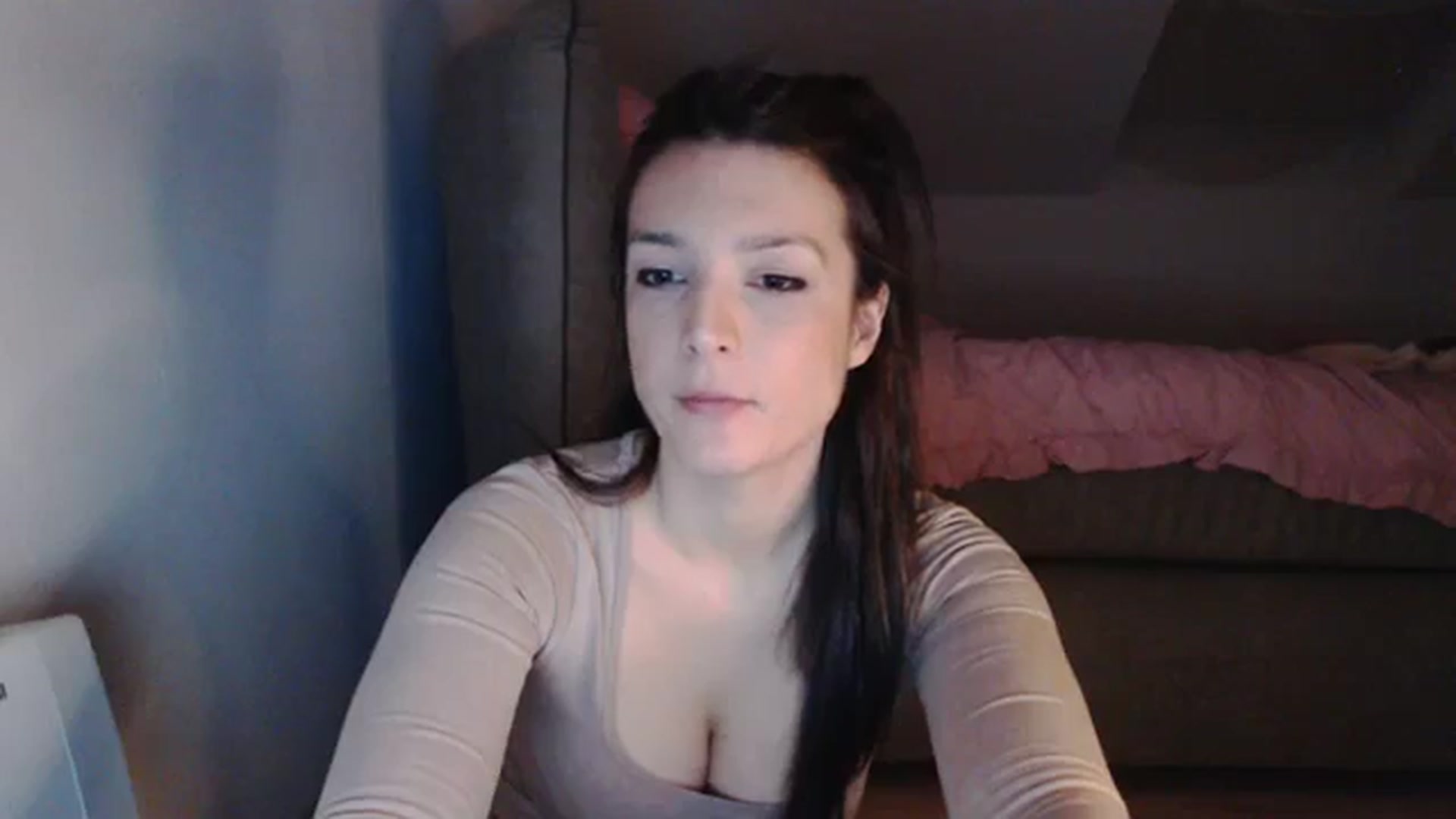 Gallery image thumbnail from AllleeS's myfreecams stream on, 02/08/2024, 14:58 image 3 of 20