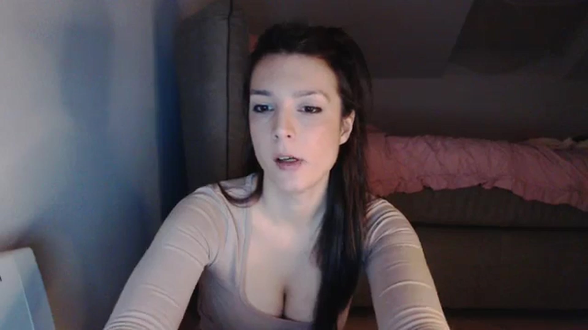 Gallery image thumbnail from AllleeS's myfreecams stream on, 02/08/2024, 14:58 image 7 of 20
