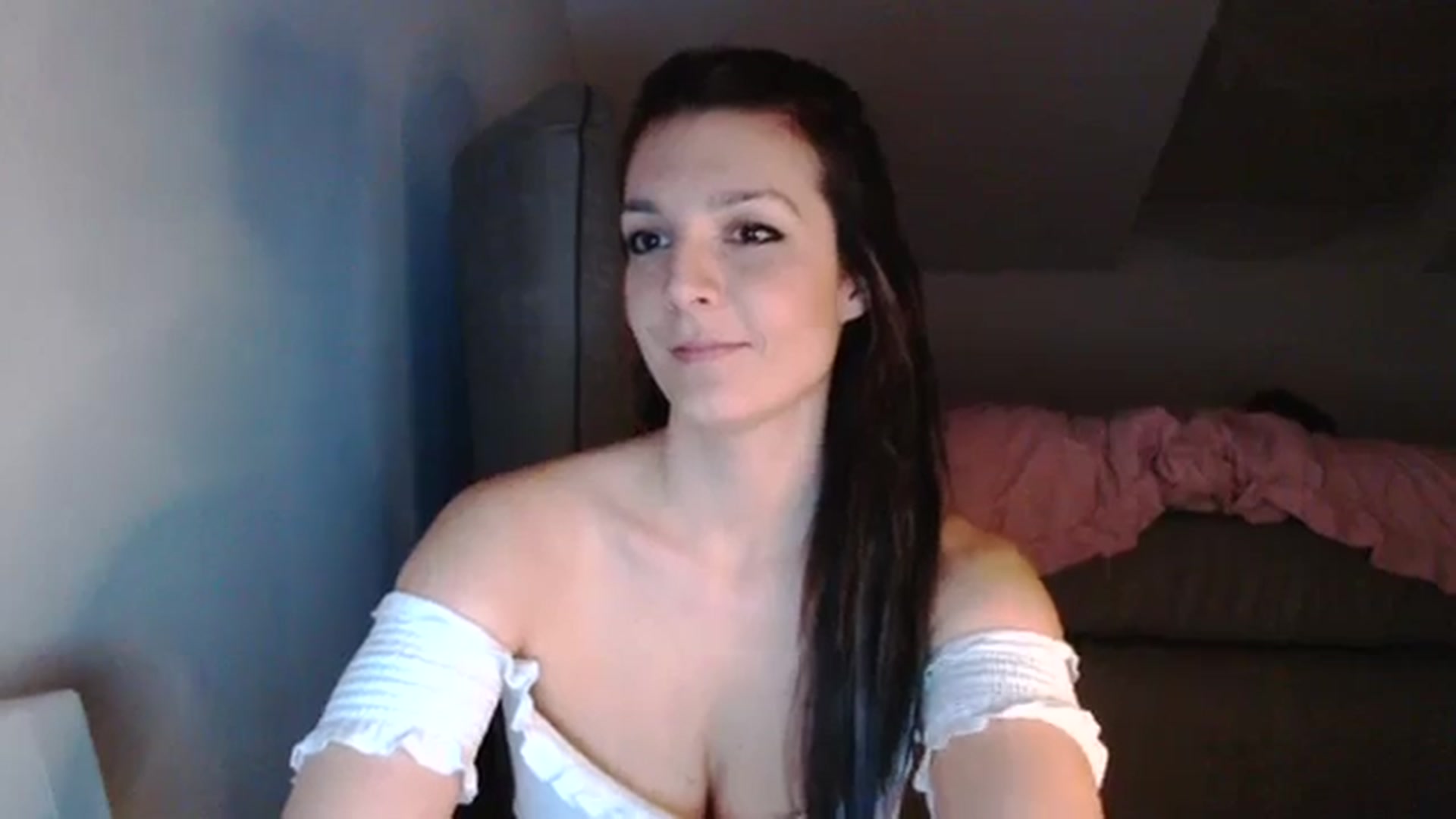 Gallery image thumbnail from AllleeS's myfreecams stream on, 02/21/2024, 15:59 image 19 of 20