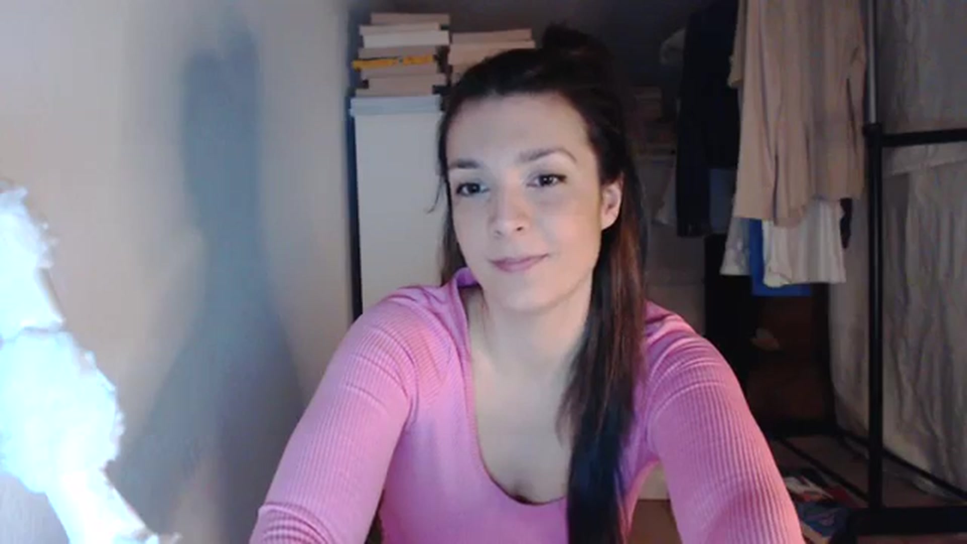 Gallery image thumbnail from AllleeS's myfreecams stream on, 03/07/2024, 14:41 image 8 of 20