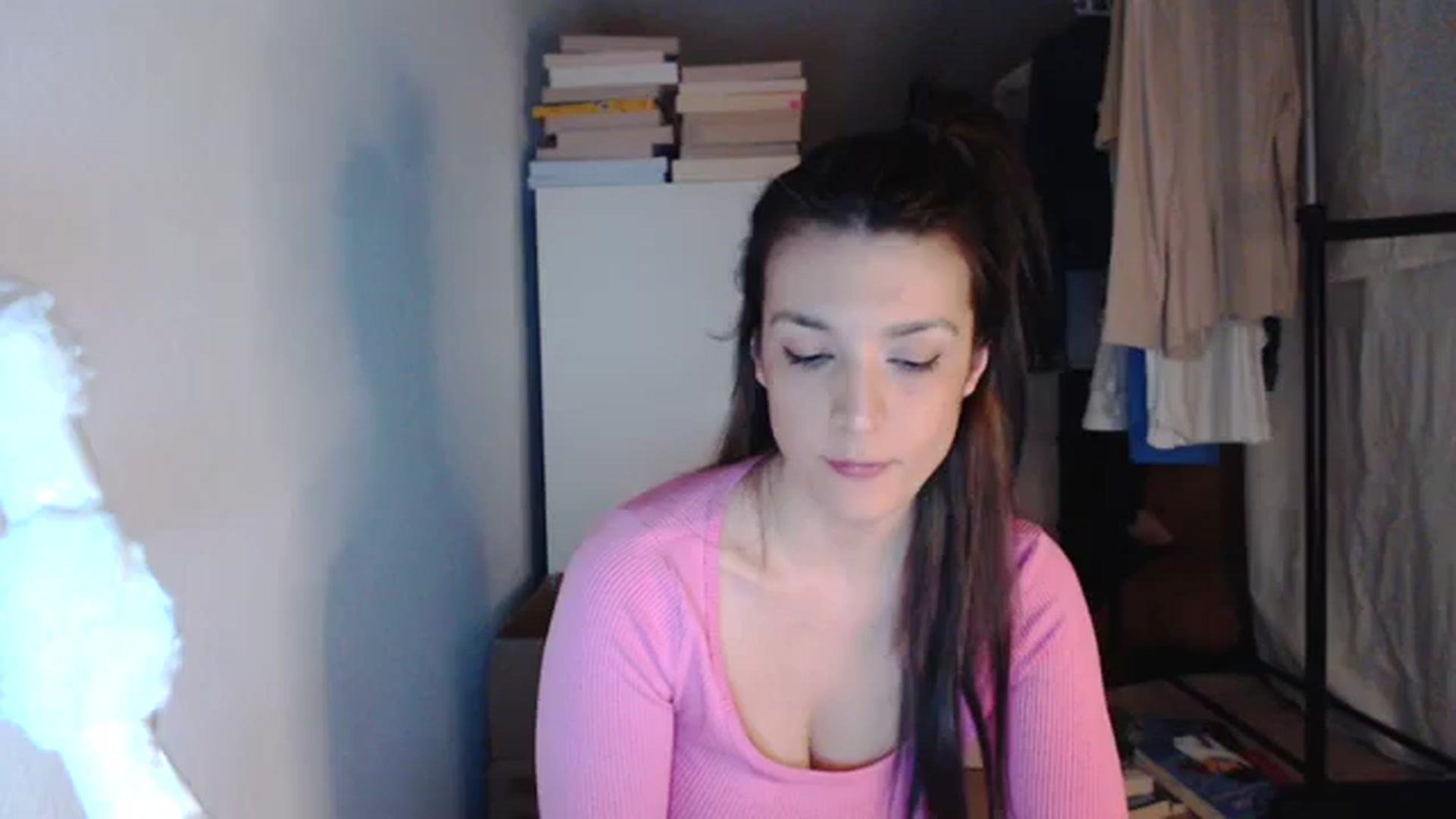 Gallery image thumbnail from AllleeS's myfreecams stream on, 03/07/2024, 14:41 image 1 of 20