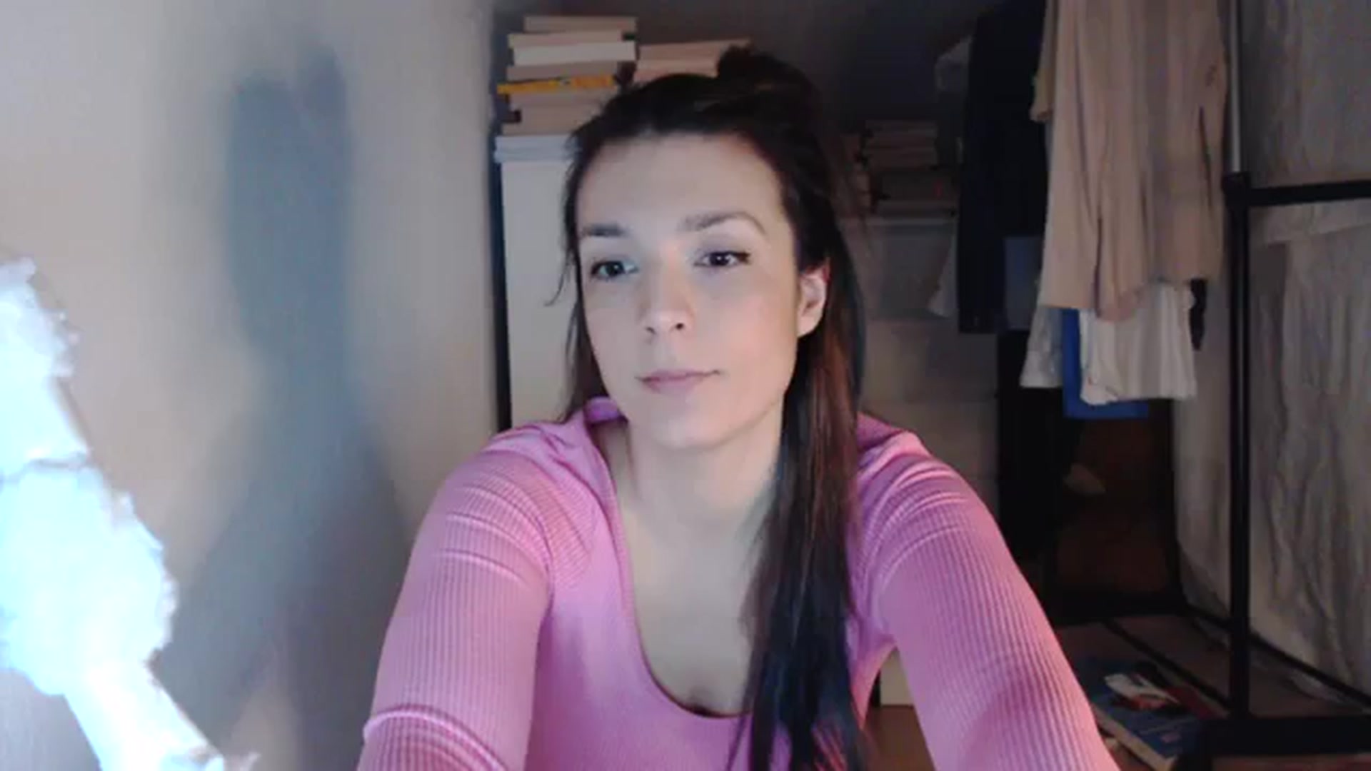 Gallery image thumbnail from AllleeS's myfreecams stream on, 03/07/2024, 14:41 image 6 of 20