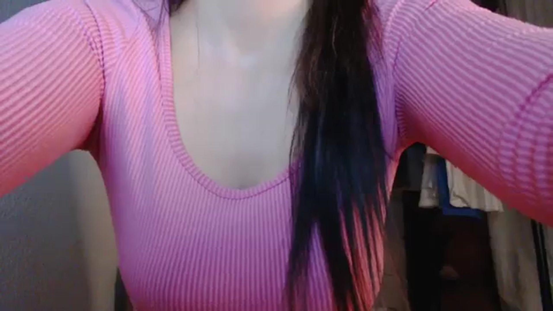 Gallery image thumbnail from AllleeS's myfreecams stream on, 03/07/2024, 14:57 image 16 of 20