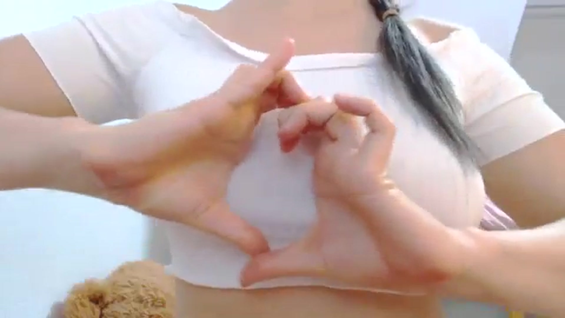Gallery image thumbnail from AllleeS's myfreecams stream on, 04/08/2024, 13:35 image 9 of 20