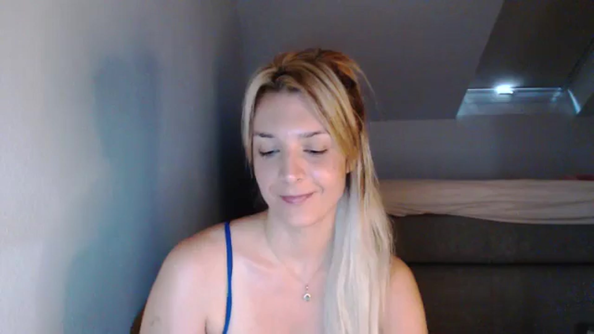 Gallery image thumbnail from AllleeS's myfreecams stream on, 07/14/2024, 13:11 image 11 of 20
