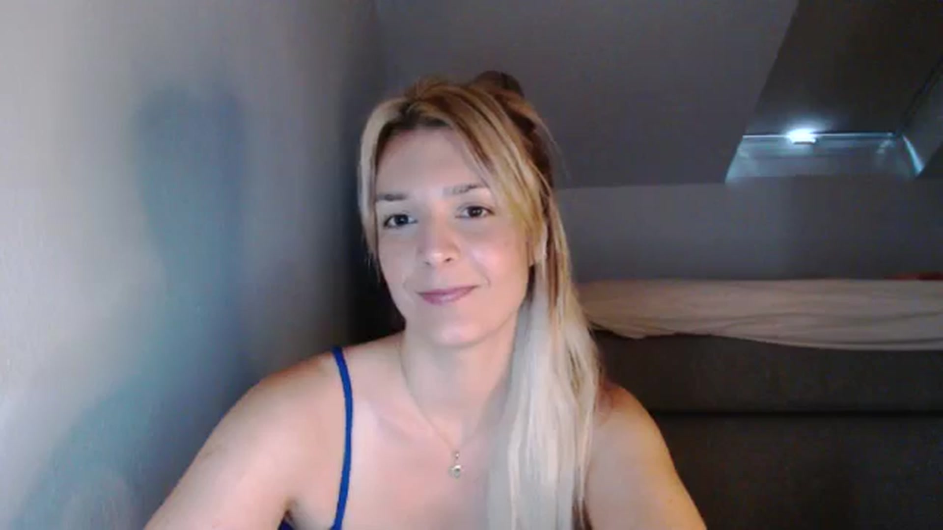 Gallery image thumbnail from AllleeS's myfreecams stream on, 07/14/2024, 13:11 image 15 of 20