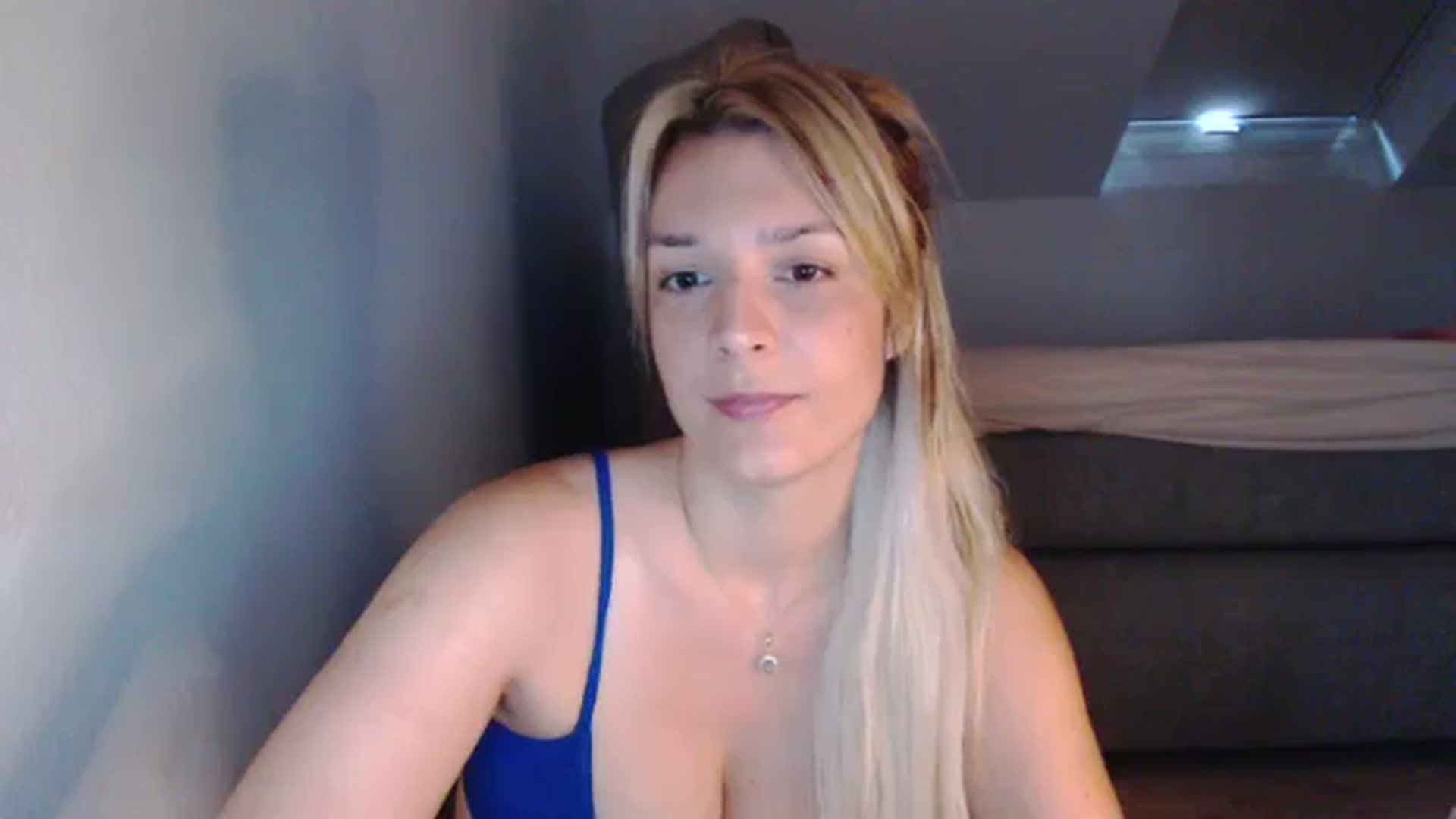 Gallery image thumbnail from AllleeS's myfreecams stream on, 07/14/2024, 13:11 image 6 of 20