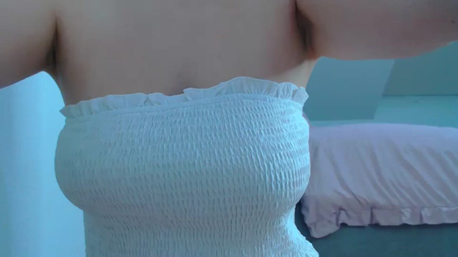 Gallery image thumbnail from AllleeS's myfreecams stream on, 08/27/2024, 13:53 image 9 of 20