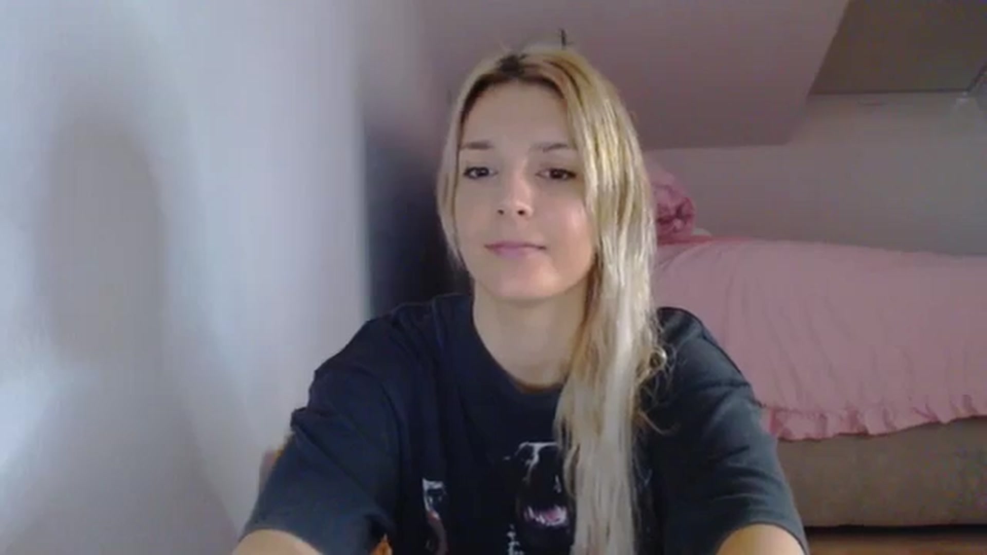 Gallery image thumbnail from AllleeS's myfreecams stream on, 09/05/2024, 13:04 image 18 of 20
