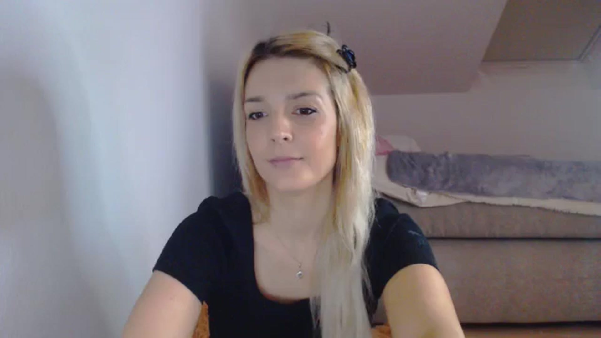 Gallery image thumbnail from AllleeS's myfreecams stream on, 09/20/2024, 13:49 image 12 of 20