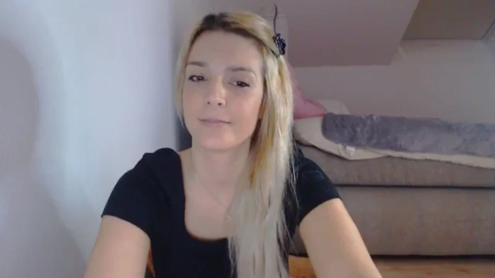 Gallery image thumbnail from AllleeS's myfreecams stream on, 09/20/2024, 13:49 image 17 of 20