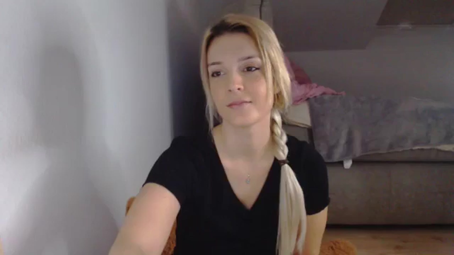 Gallery image thumbnail from AllleeS's myfreecams stream on, 09/26/2024, 12:35 image 1 of 20