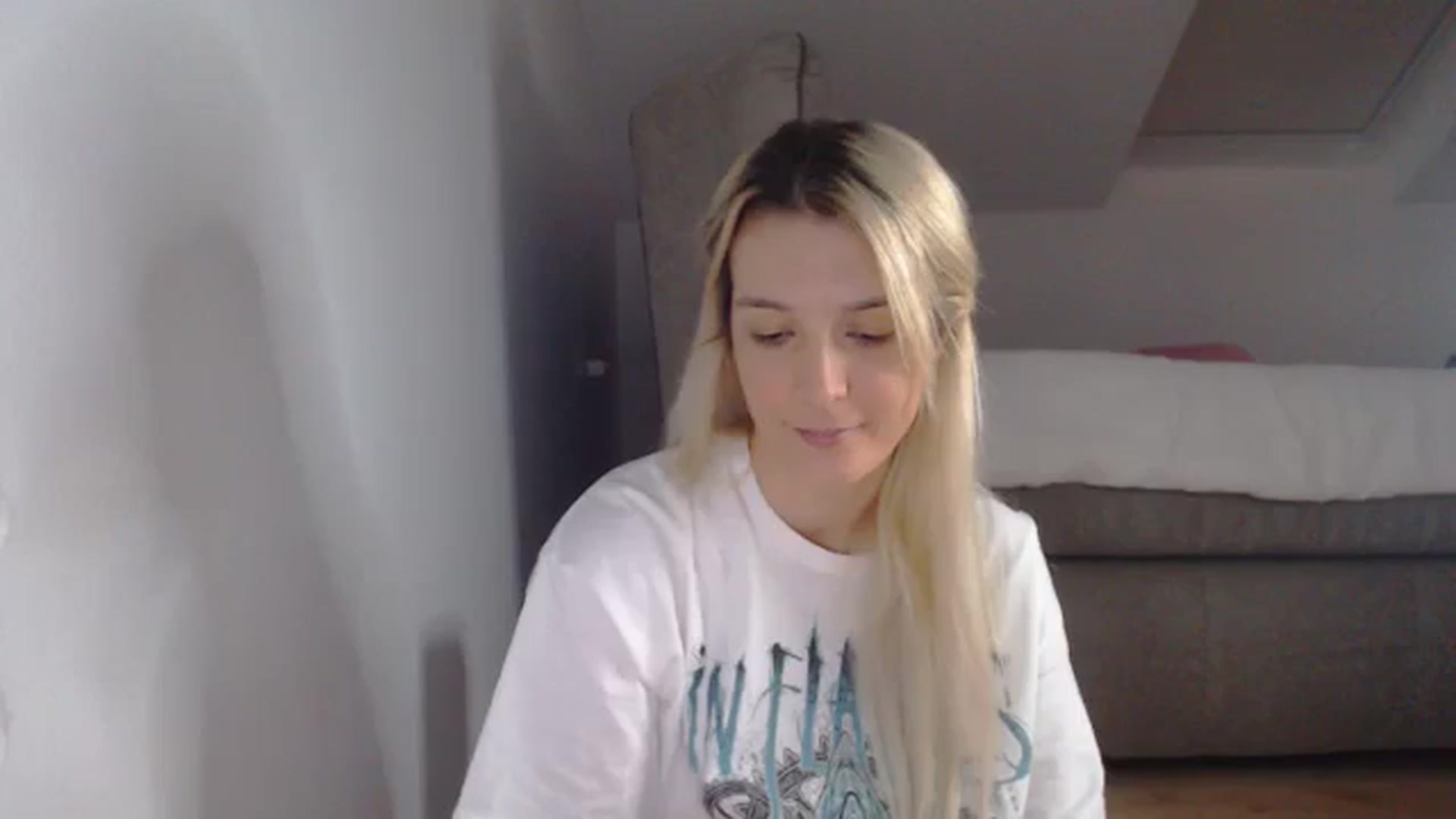 Gallery image thumbnail from AllleeS's myfreecams stream on, 10/26/2024, 11:33 image 7 of 20