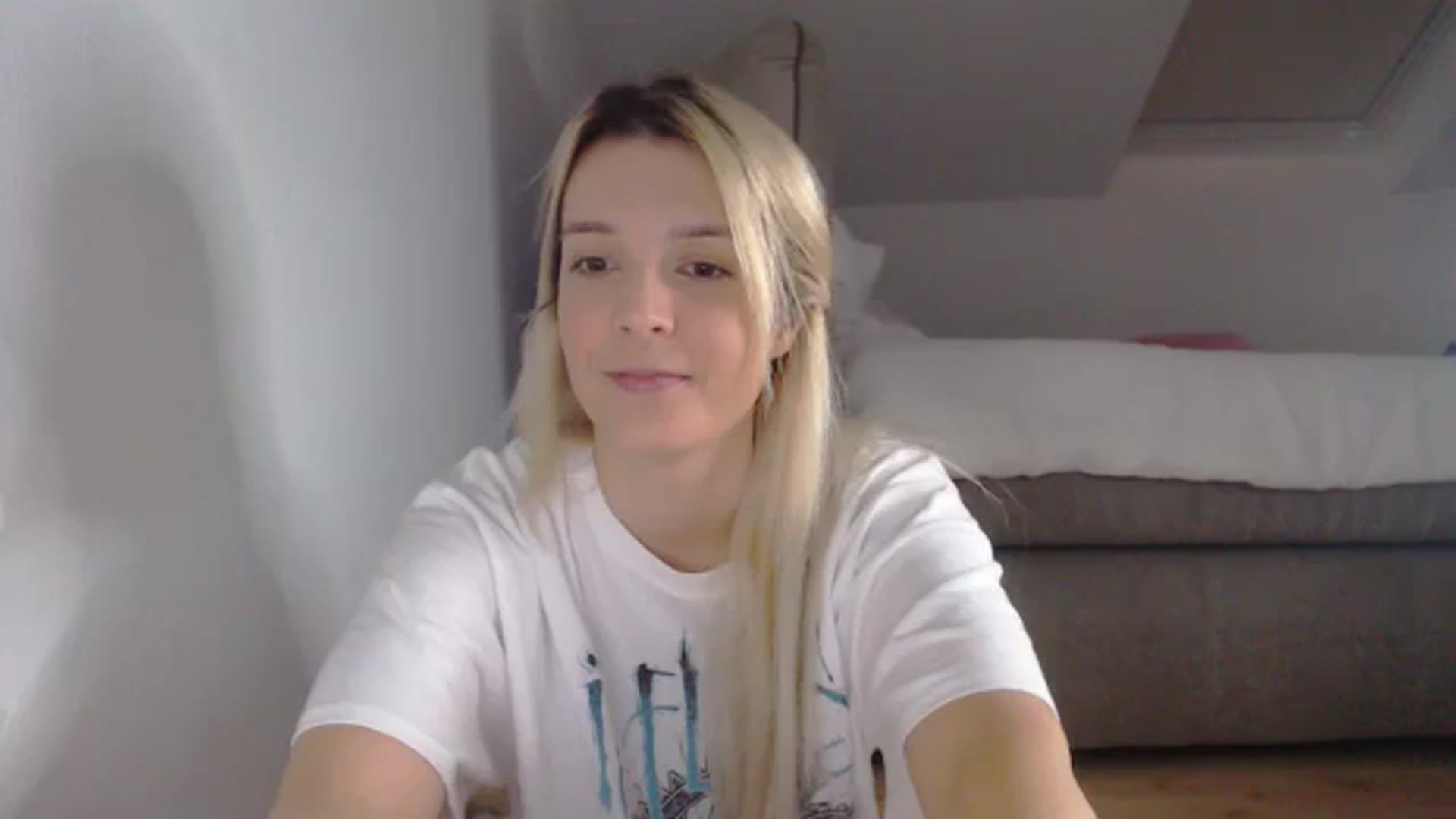 Gallery image thumbnail from AllleeS's myfreecams stream on, 10/26/2024, 11:33 image 20 of 20