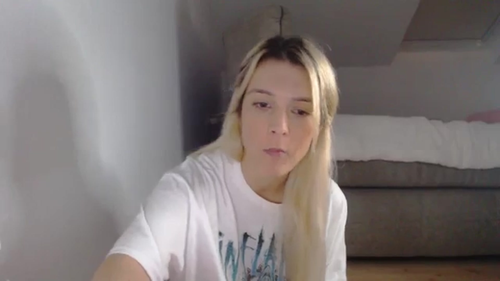 Gallery image thumbnail from AllleeS's myfreecams stream on, 10/26/2024, 12:25 image 3 of 20