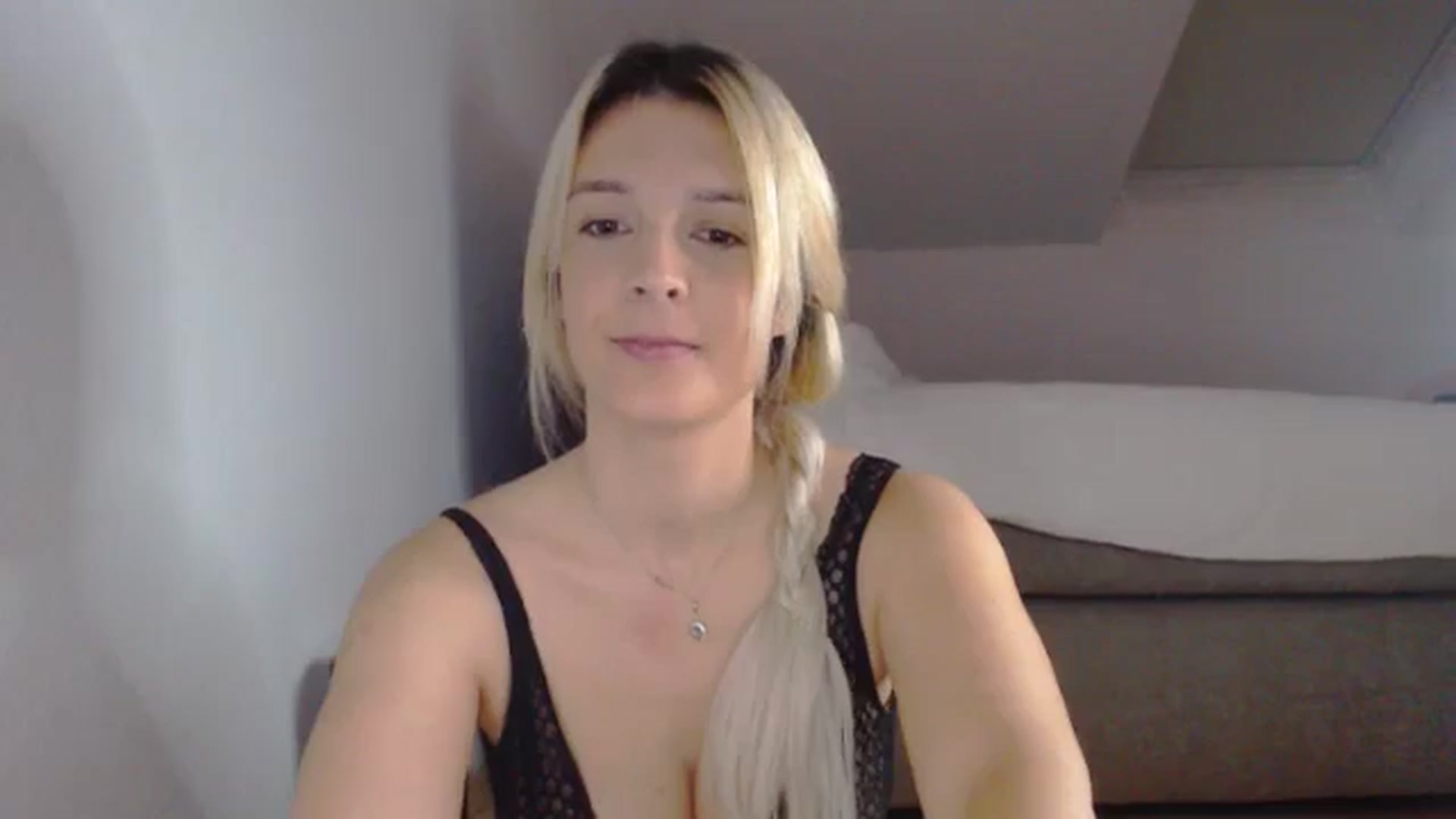 Gallery image thumbnail from AllleeS's myfreecams stream on, 11/01/2024, 13:46 image 12 of 20