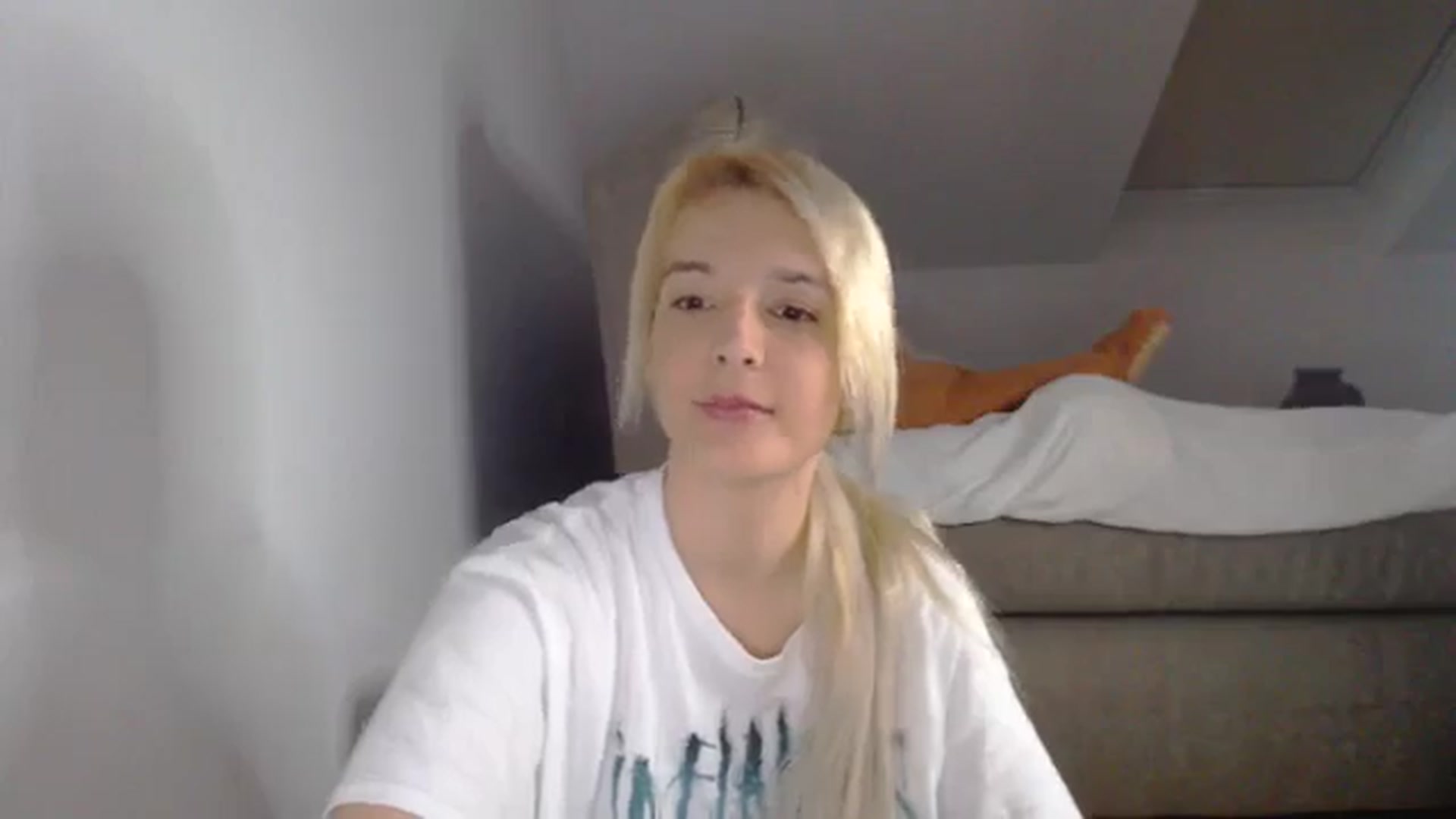 Gallery image thumbnail from AllleeS's myfreecams stream on, 11/15/2024, 14:35 image 8 of 20