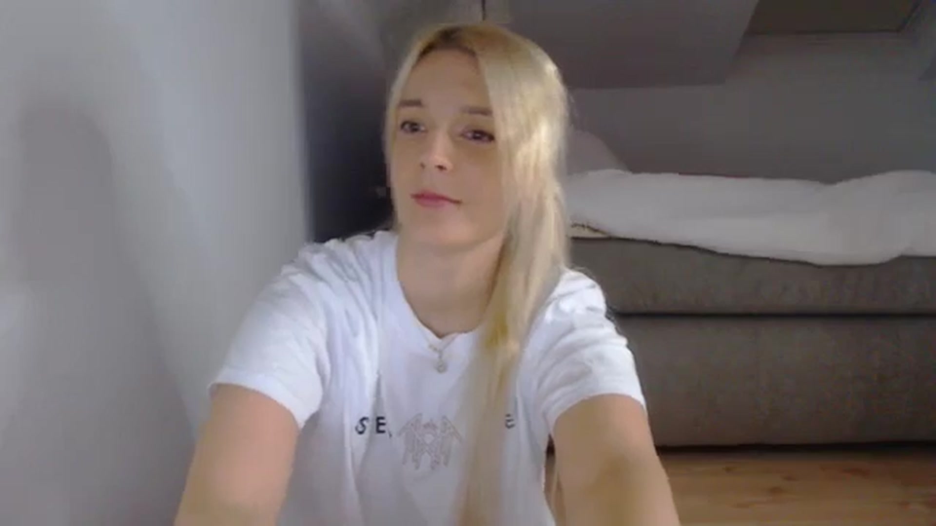 Gallery image thumbnail from AllleeS's myfreecams stream on, 11/26/2024, 14:07 image 7 of 20