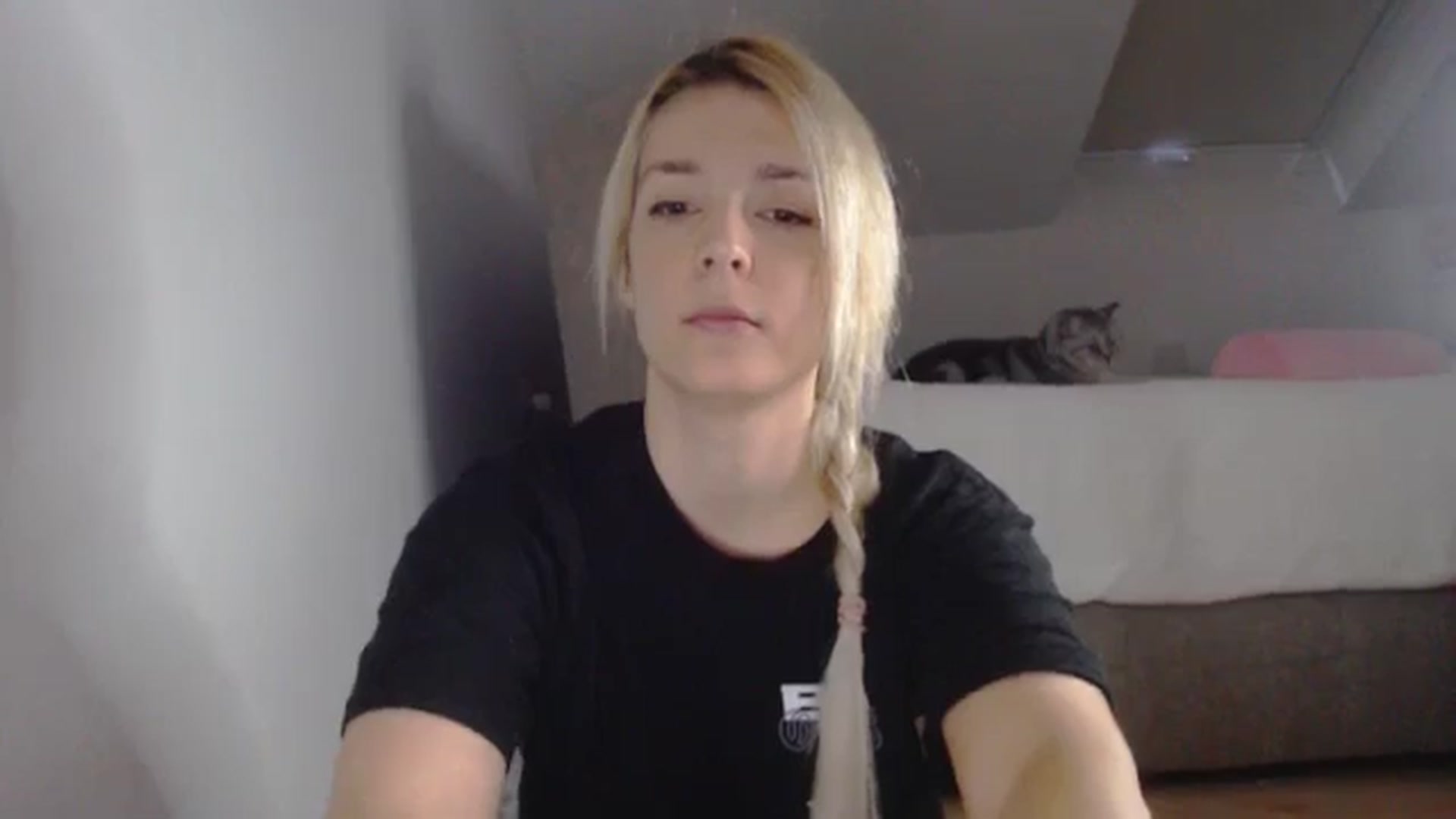 Gallery image thumbnail from AllleeS's myfreecams stream on, 12/26/2024, 14:11 image 9 of 20