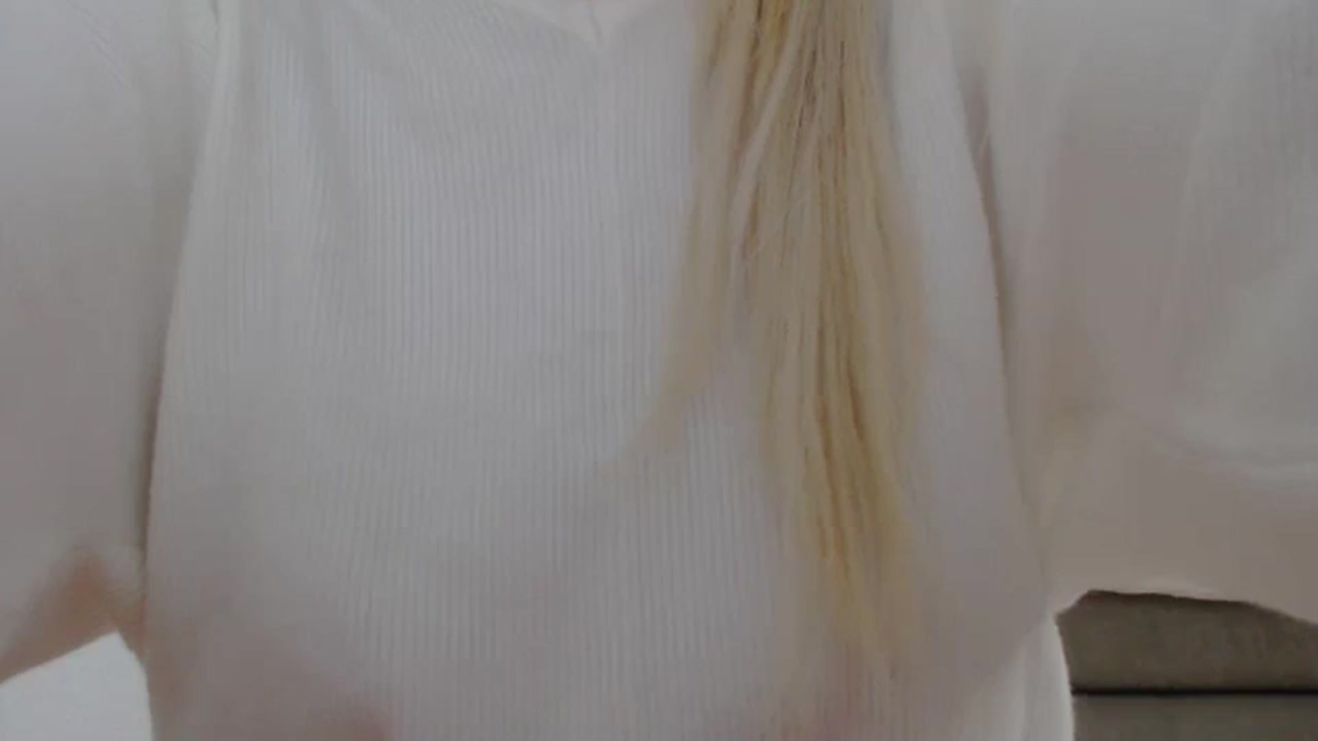 Gallery image thumbnail from AllleeS's myfreecams stream on, 12/30/2024, 14:34 image 19 of 20