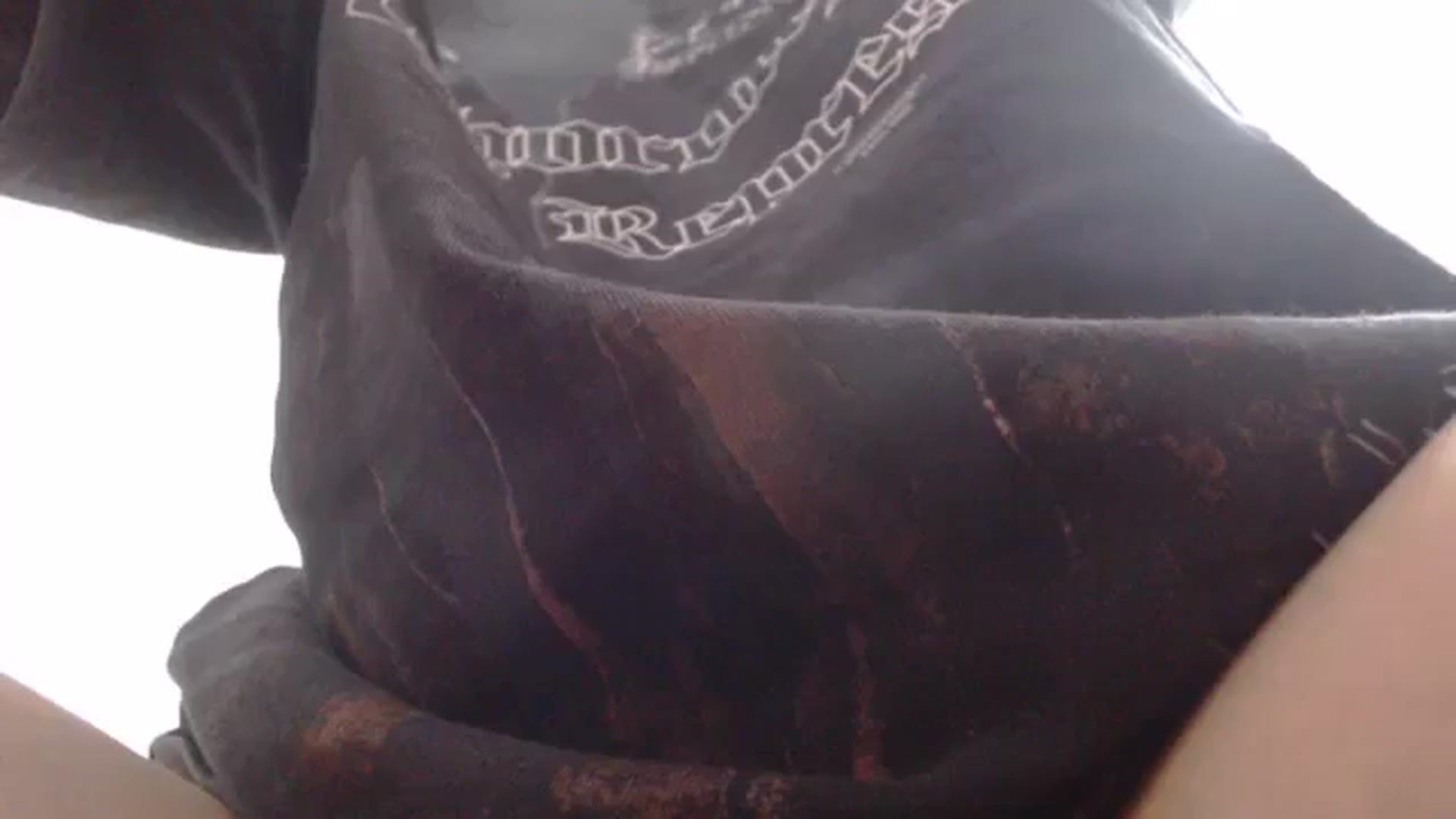 Gallery image thumbnail from AllleeS's myfreecams stream on, 01/01/2025, 16:05 image 16 of 20