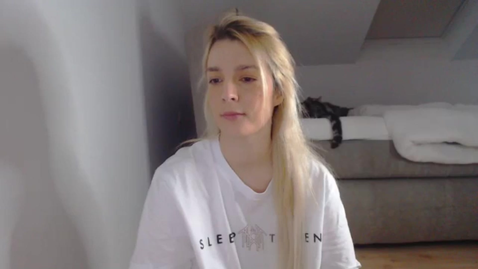 Gallery image thumbnail from AllleeS's myfreecams stream on, 01/08/2025, 13:36 image 16 of 20