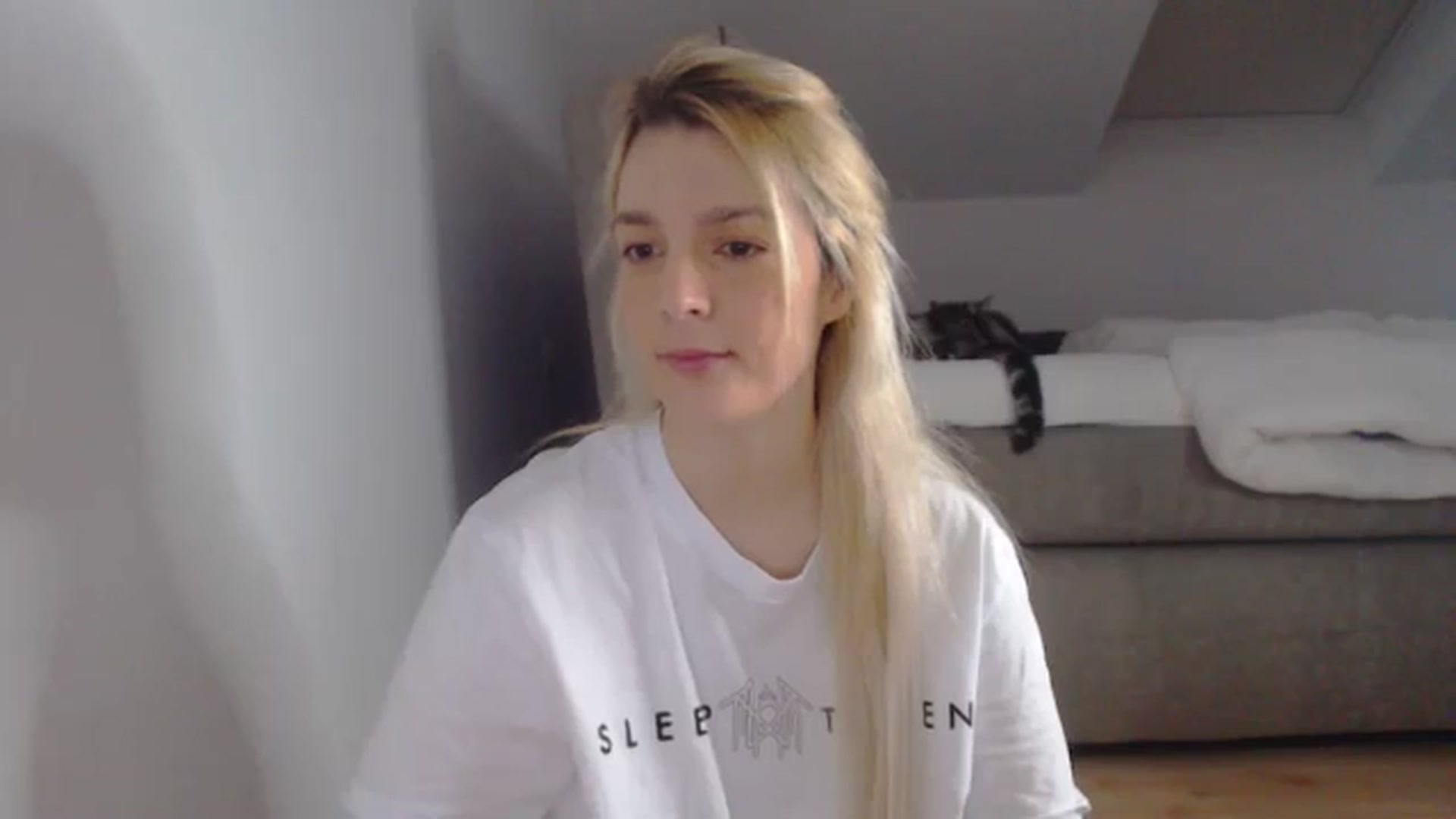 Gallery image thumbnail from AllleeS's myfreecams stream on, 01/08/2025, 13:36 image 20 of 20