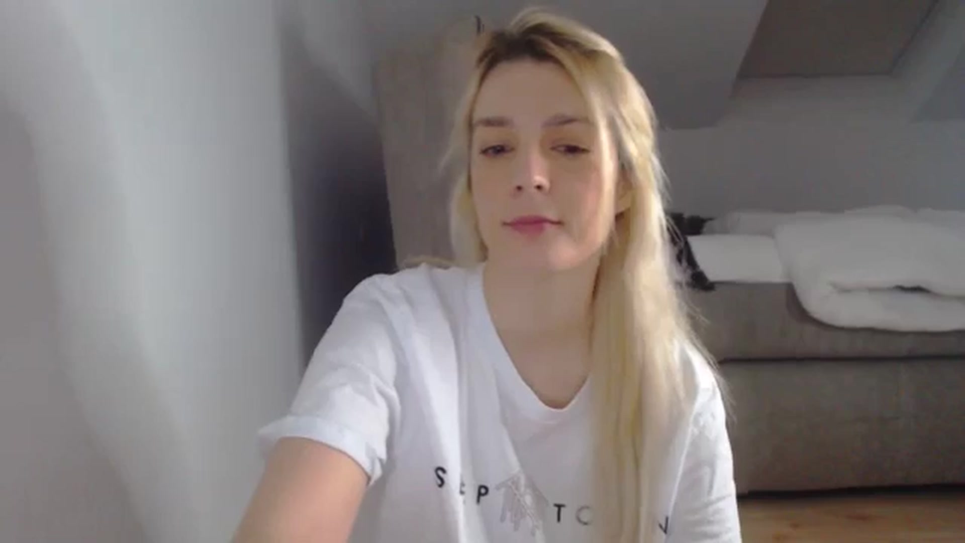 Gallery image thumbnail from AllleeS's myfreecams stream on, 01/08/2025, 13:36 image 11 of 20