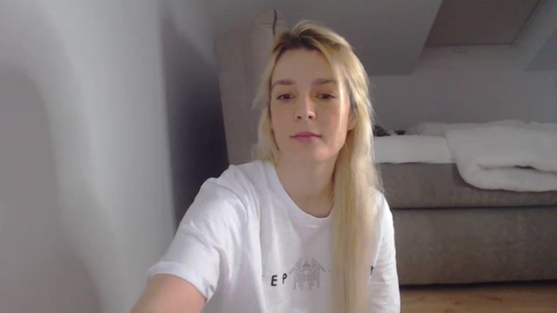 Gallery image thumbnail from AllleeS's myfreecams stream on, 01/08/2025, 14:24 image 5 of 20