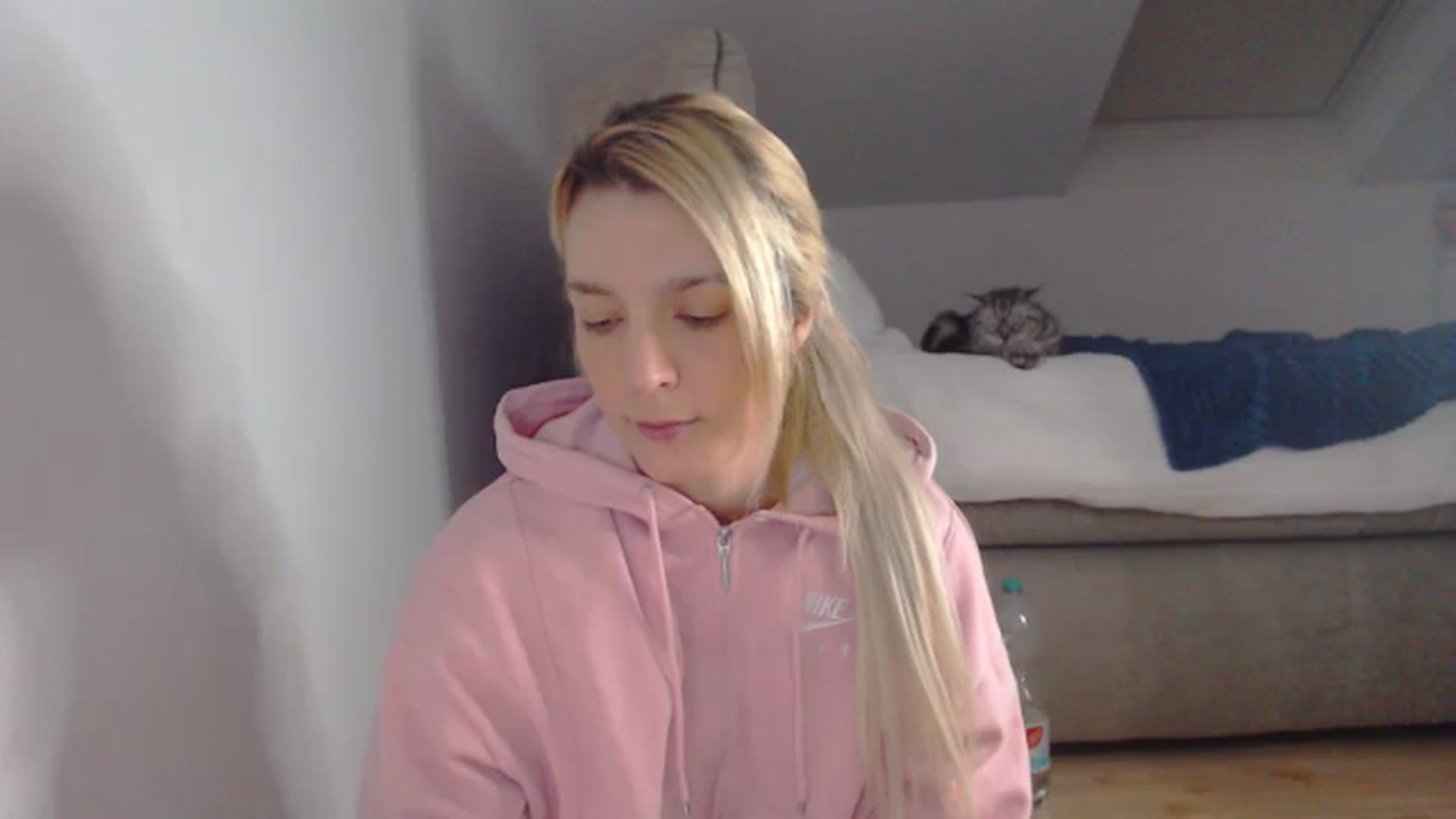 Gallery image thumbnail from AllleeS's myfreecams stream on, 01/10/2025, 13:50 image 1 of 20