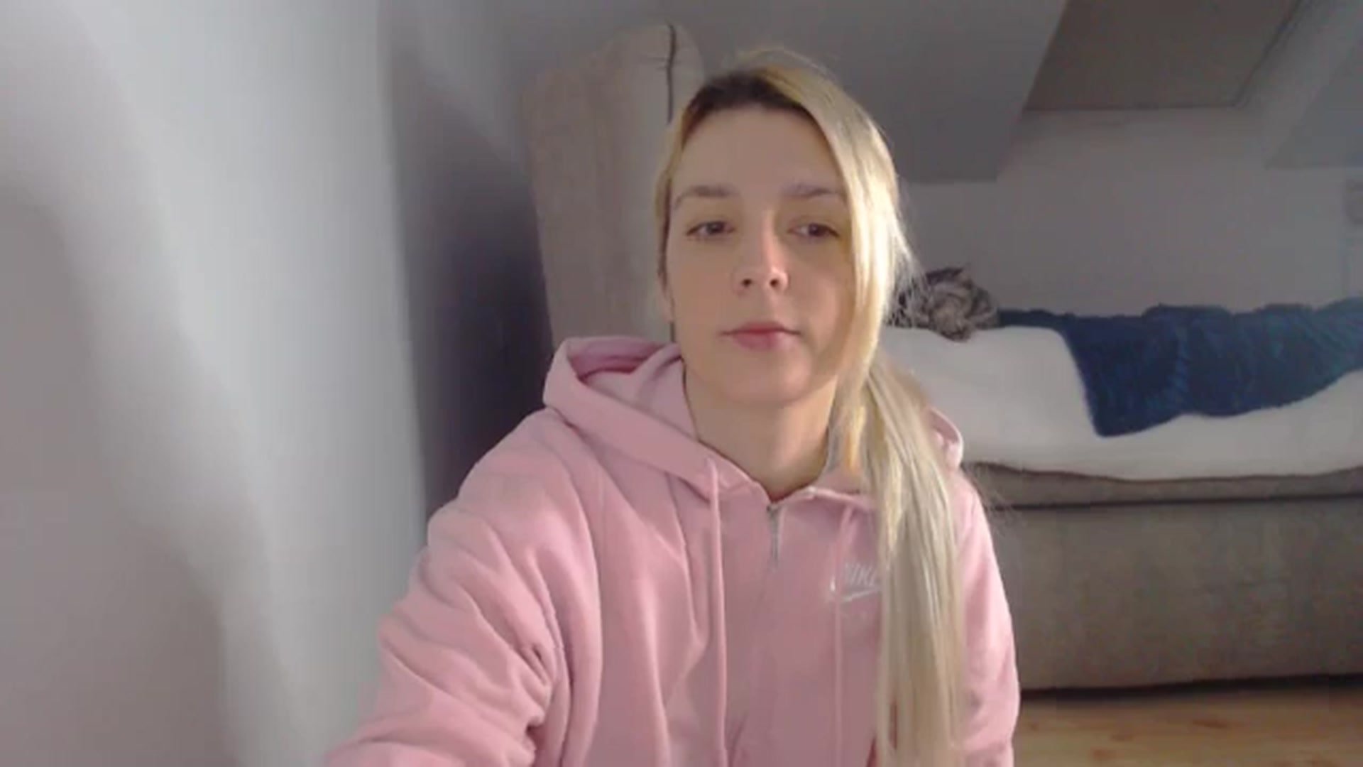 Gallery image thumbnail from AllleeS's myfreecams stream on, 01/10/2025, 13:50 image 5 of 20