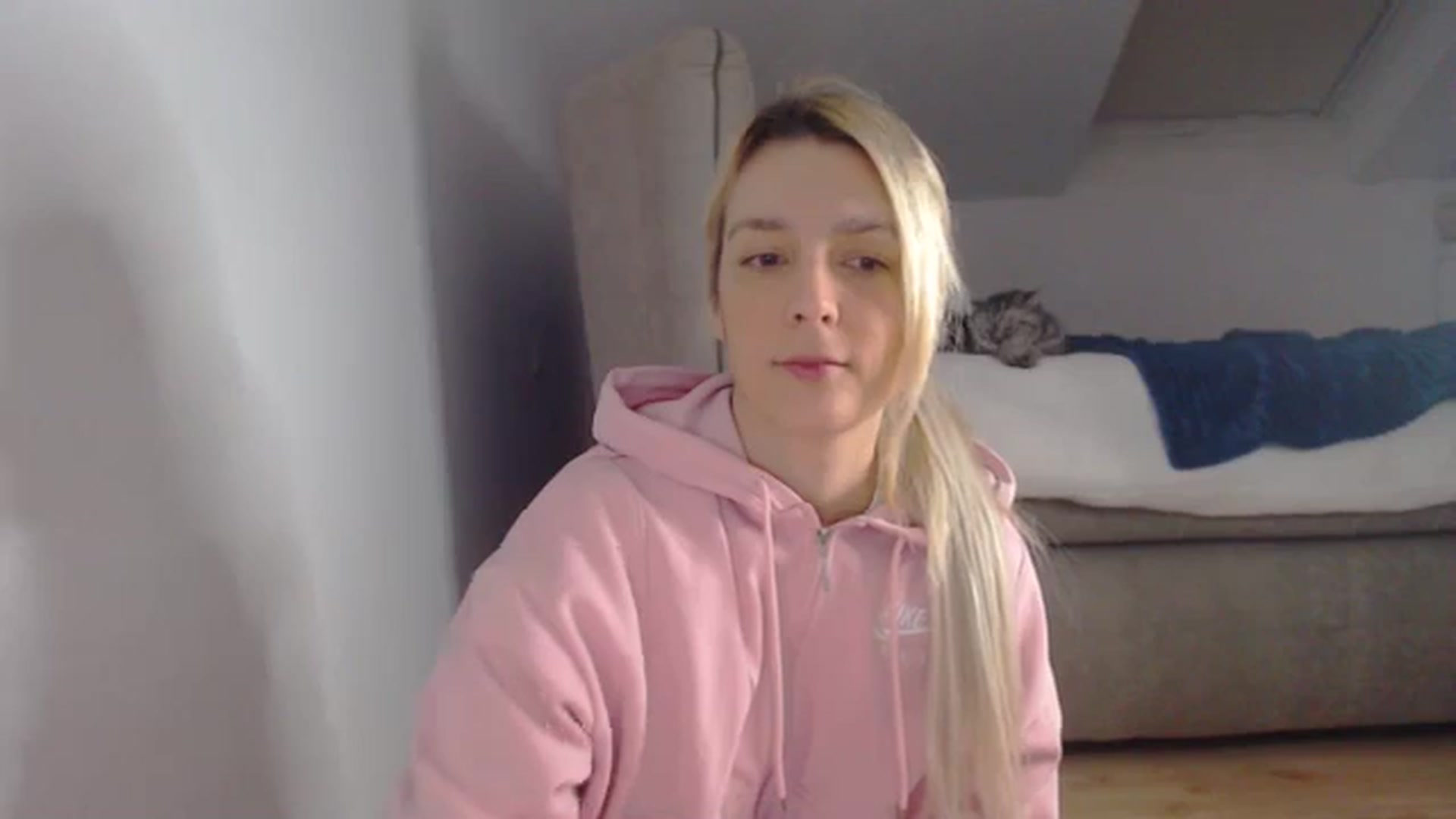 Gallery image thumbnail from AllleeS's myfreecams stream on, 01/10/2025, 13:50 image 3 of 20