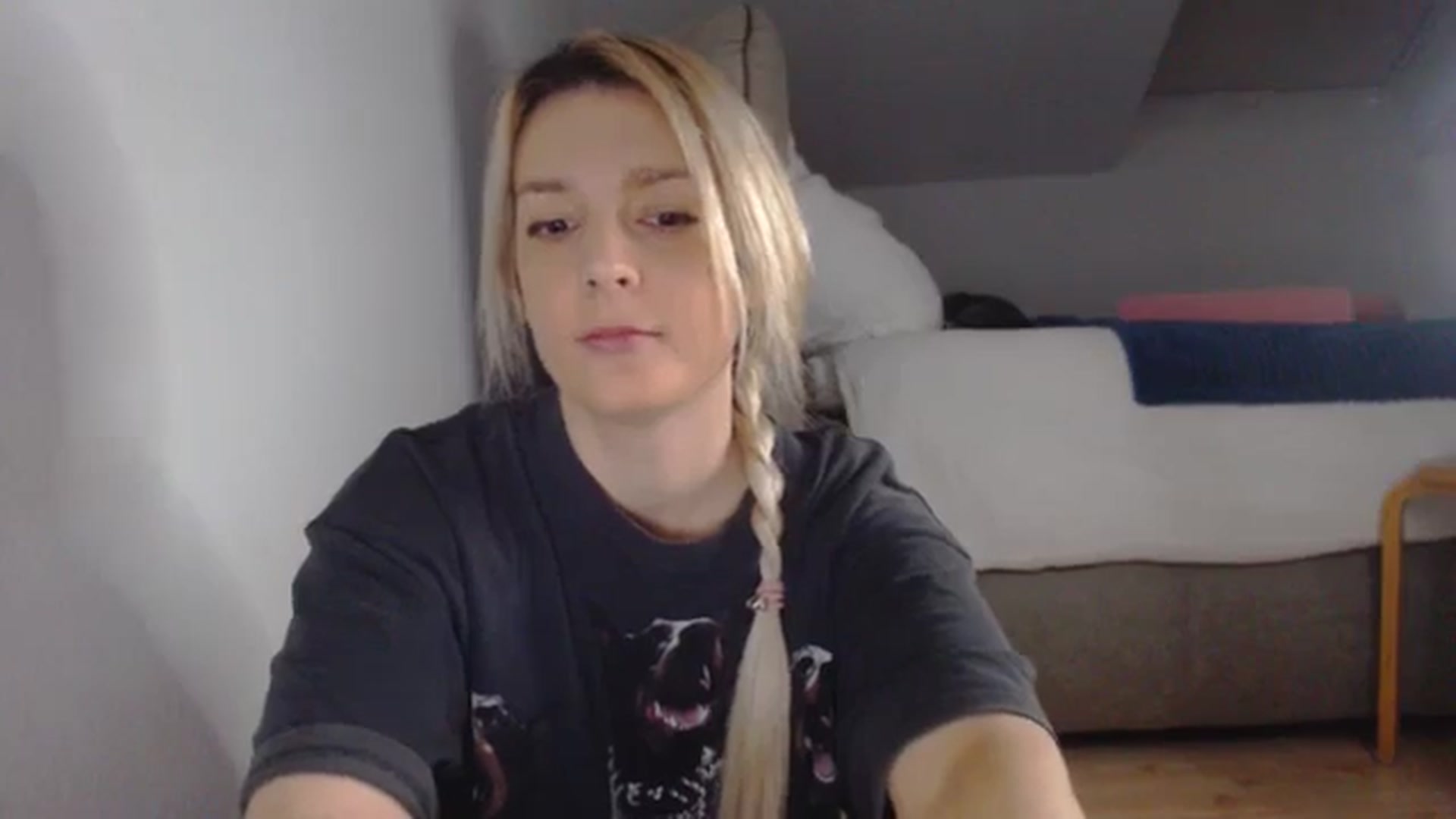 Gallery image thumbnail from AllleeS's myfreecams stream on, 01/14/2025, 13:35 image 9 of 20