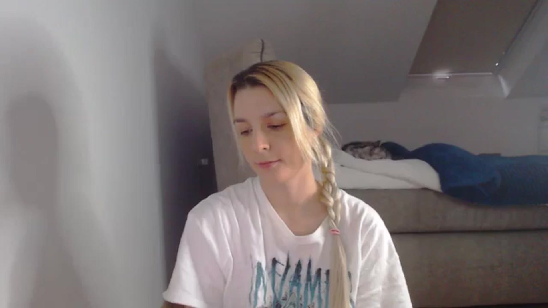 Gallery image thumbnail from AllleeS's myfreecams stream on, 01/22/2025, 14:14 image 9 of 20
