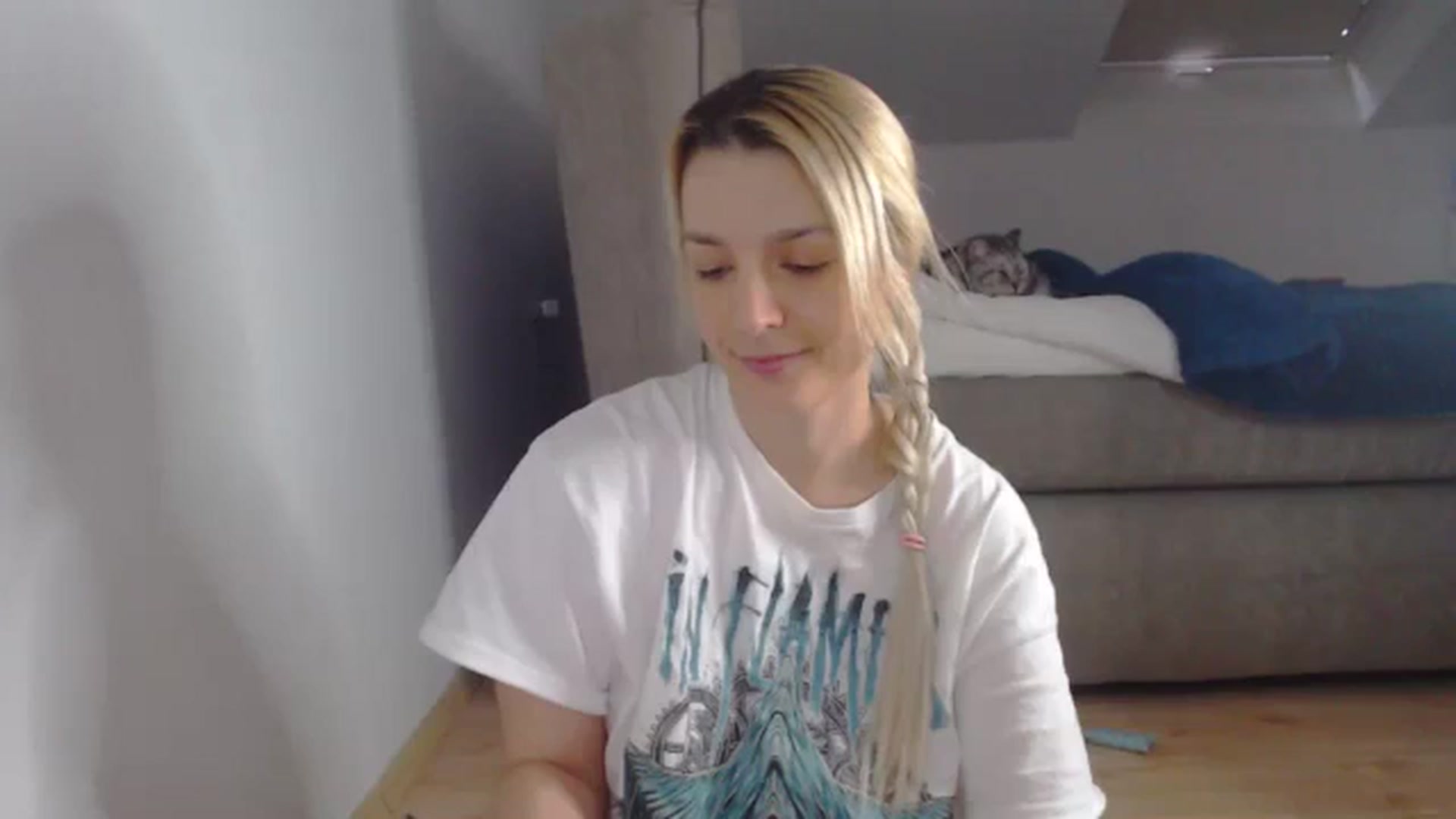 Gallery image thumbnail from AllleeS's myfreecams stream on, 01/22/2025, 14:14 image 2 of 20