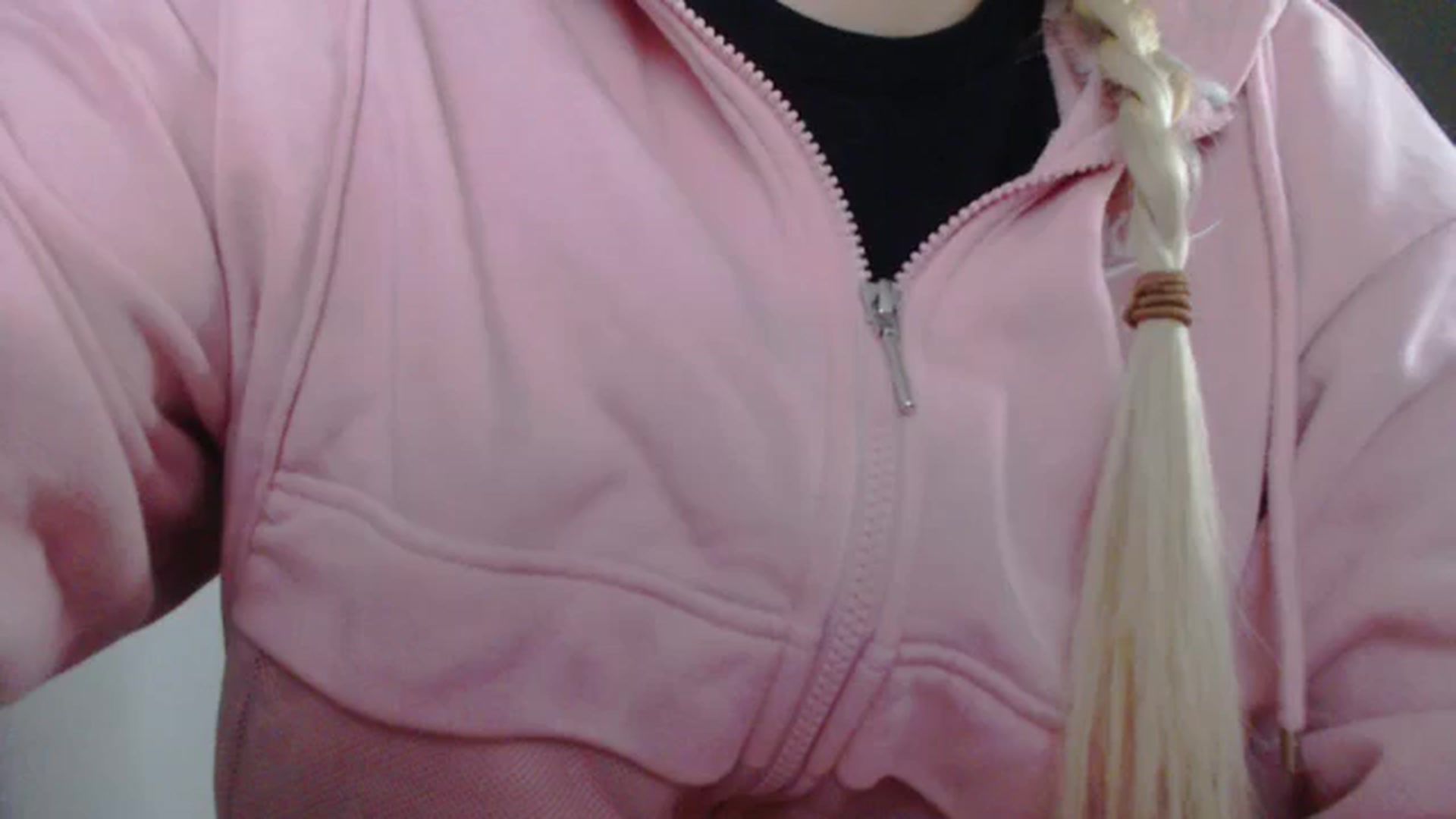 Gallery image thumbnail from AllleeS's myfreecams stream on, 02/06/2025, 13:40 image 10 of 20
