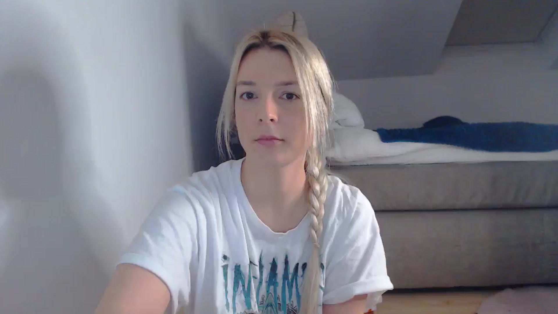 Gallery image thumbnail from AllleeS's myfreecams stream on, 03/04/2025, 13:24 image 8 of 20