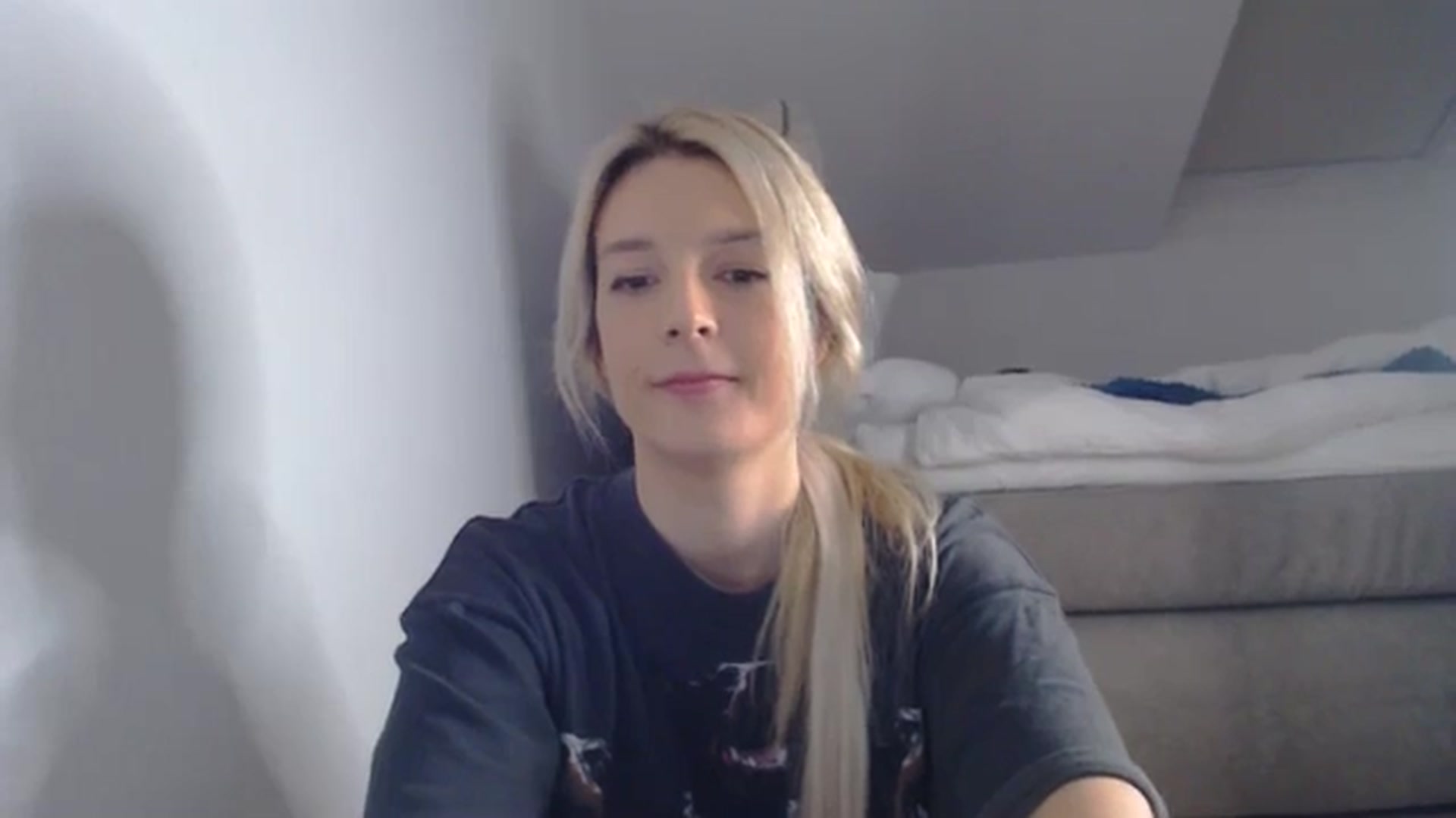 Gallery image thumbnail from AllleeS's myfreecams stream on, 03/12/2025, 14:15 image 15 of 20