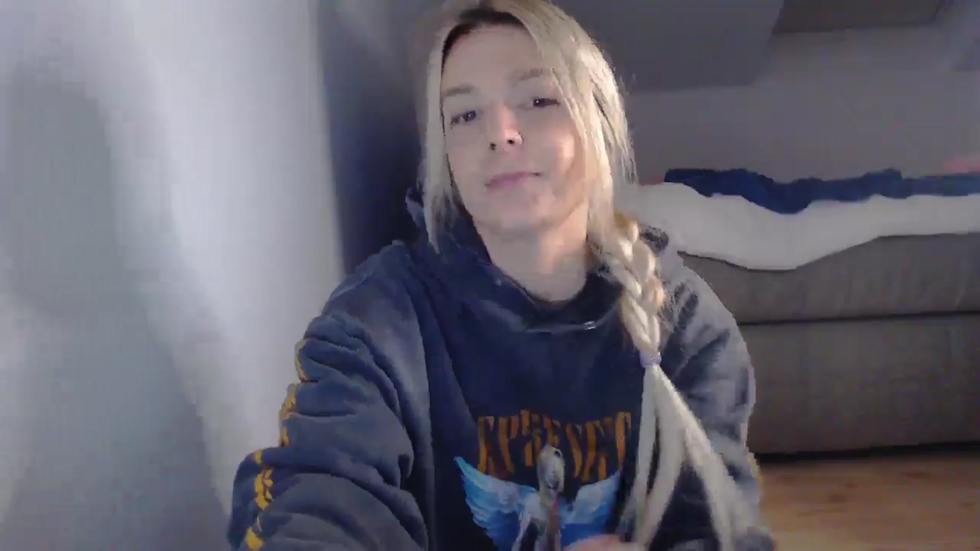 Gallery image thumbnail from AllleeS's myfreecams stream on, 03/27/2025, 16:39 image 7 of 20