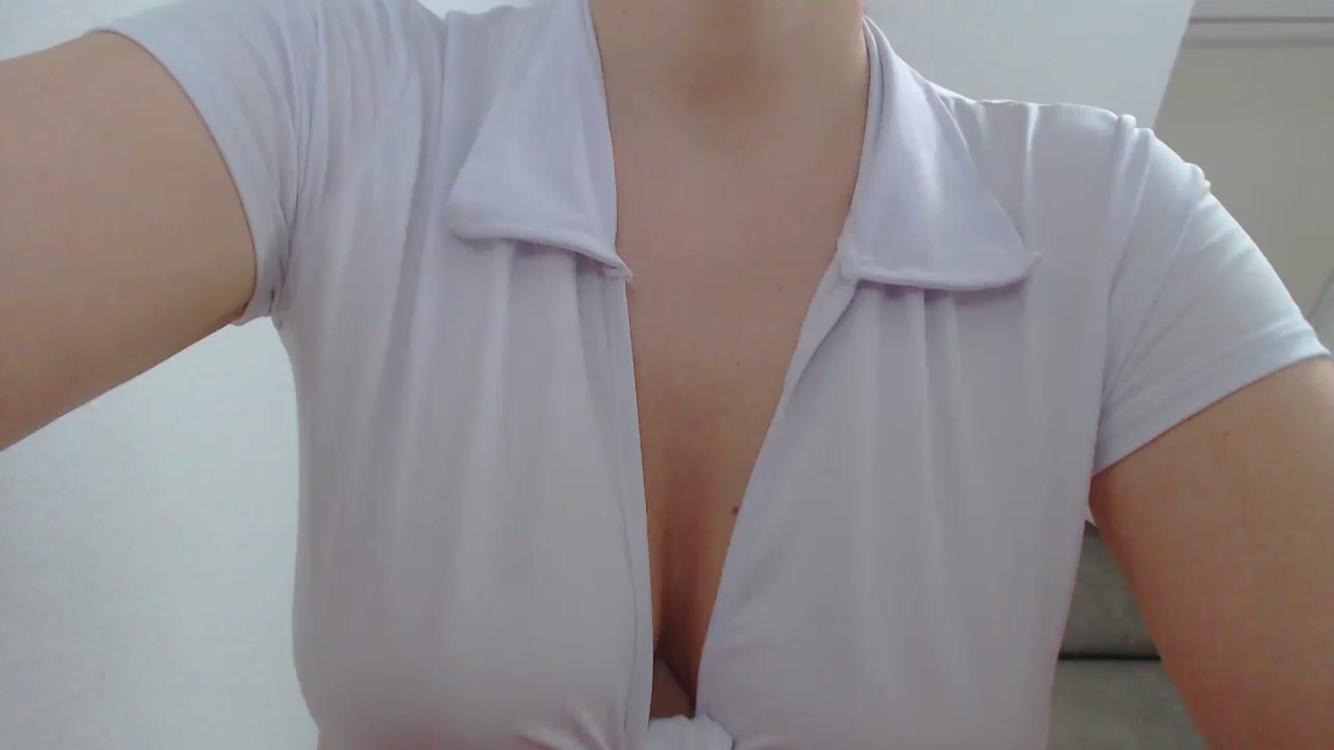 Gallery image thumbnail from AllleeS's myfreecams stream on, 05/03/2025, 13:10 image 10 of 20