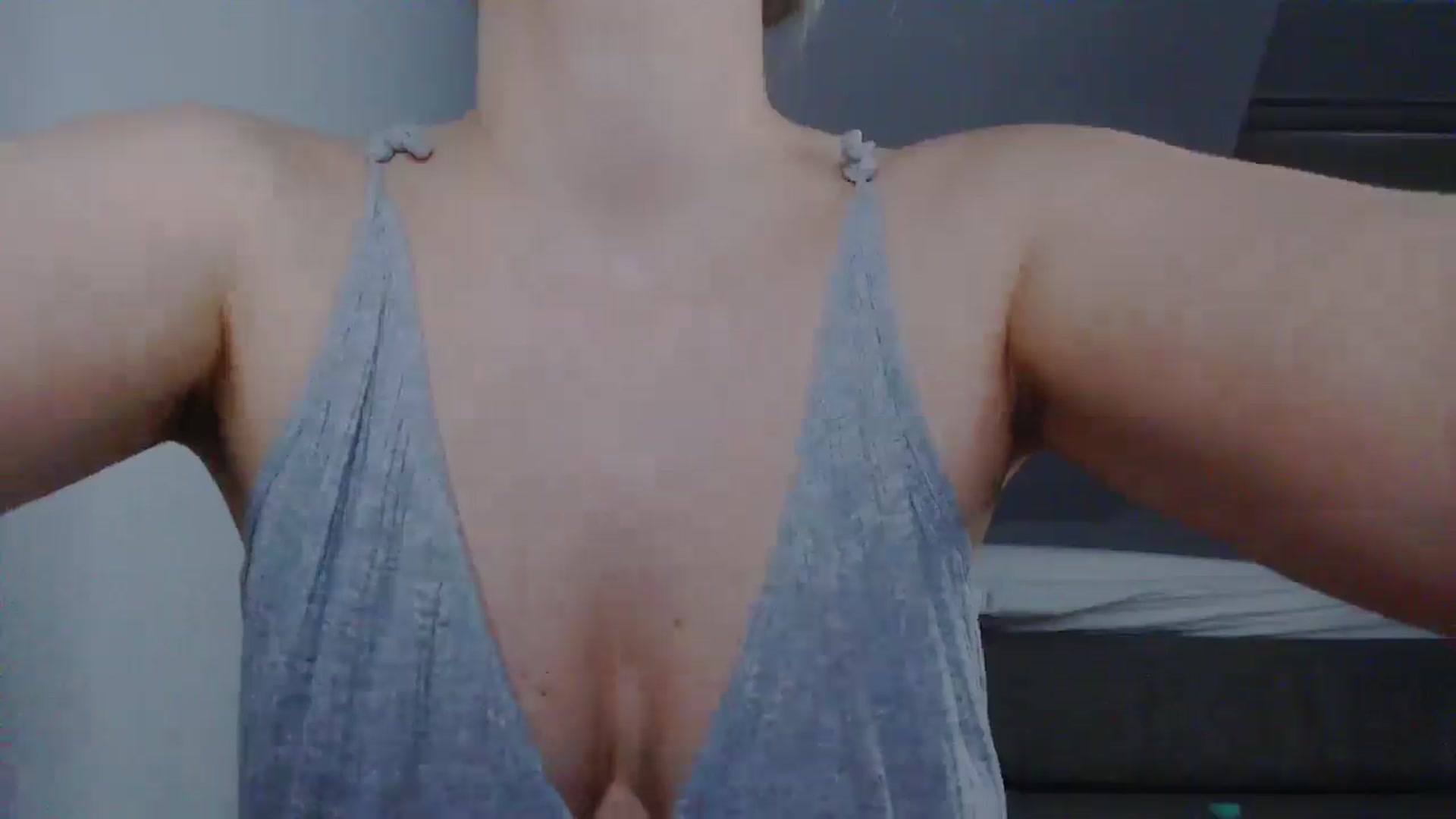 Gallery image thumbnail from AllleeS's myfreecams stream on, 06/05/2025, 12:53 image 10 of 20