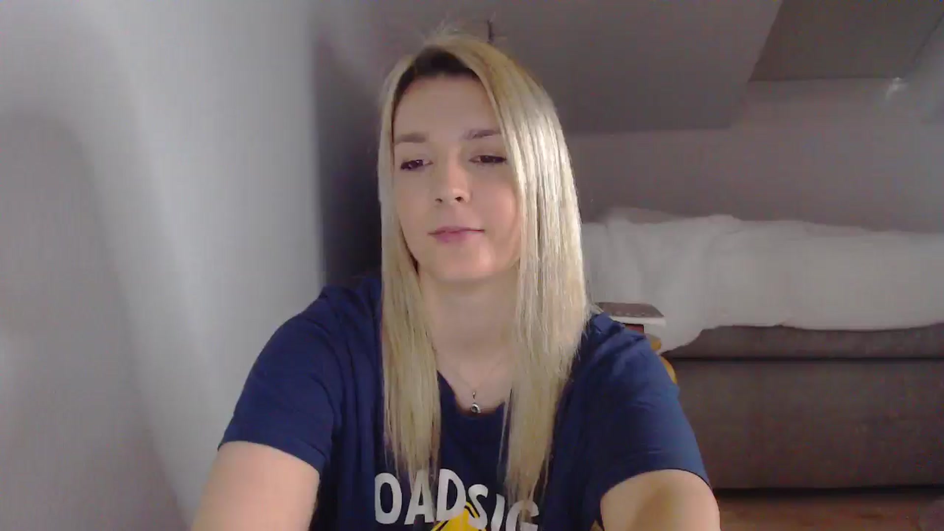 Gallery image thumbnail from AllleeS's myfreecams stream on, 07/21/2025, 12:25 image 17 of 20