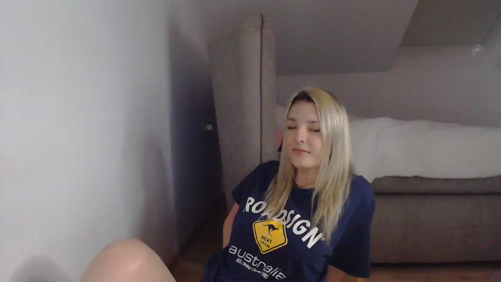 Gallery image thumbnail from AllleeS's myfreecams stream on, 07/21/2025, 12:25 image 20 of 20