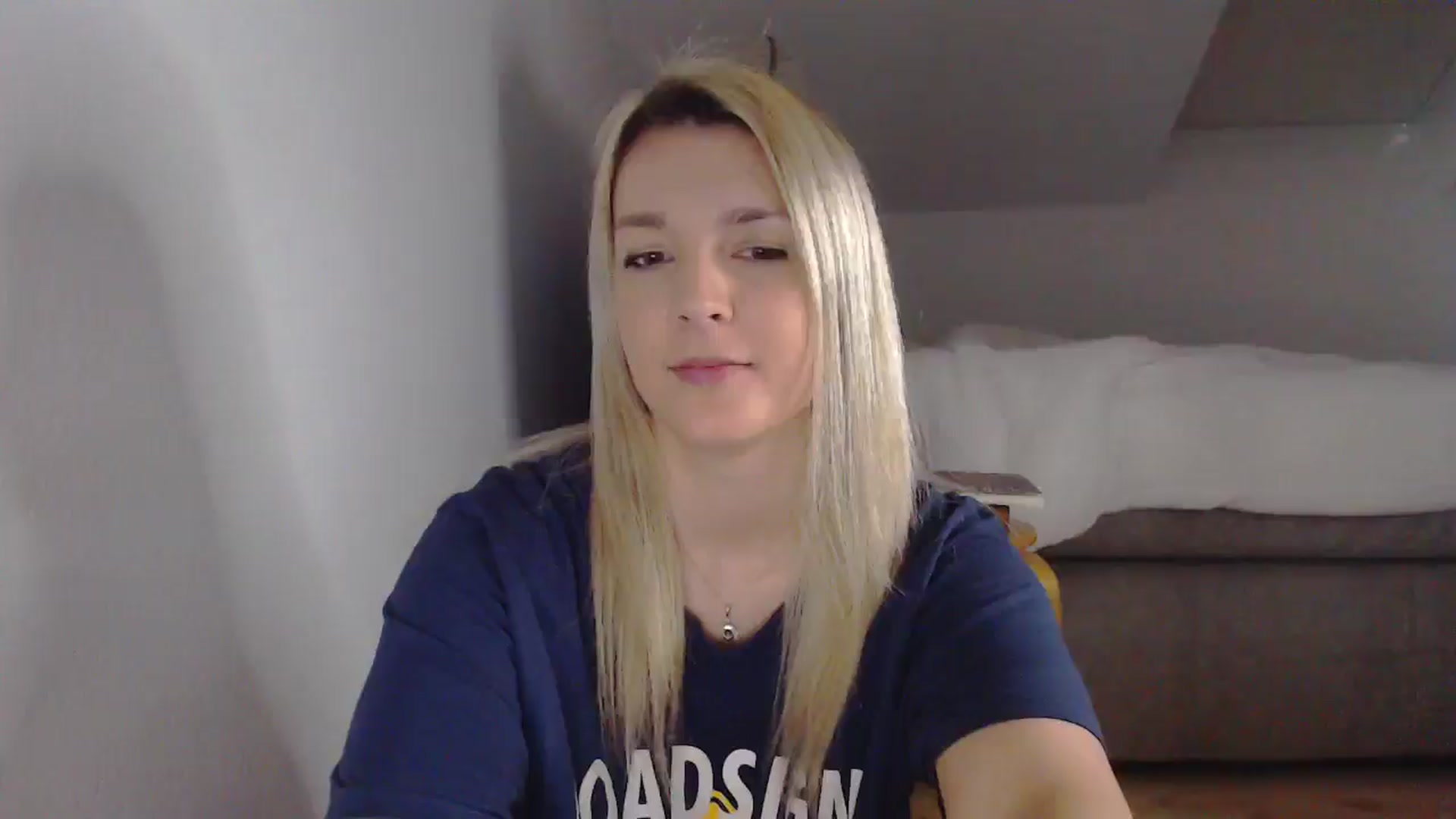 Gallery image thumbnail from AllleeS's myfreecams stream on, 07/21/2025, 12:25 image 3 of 20