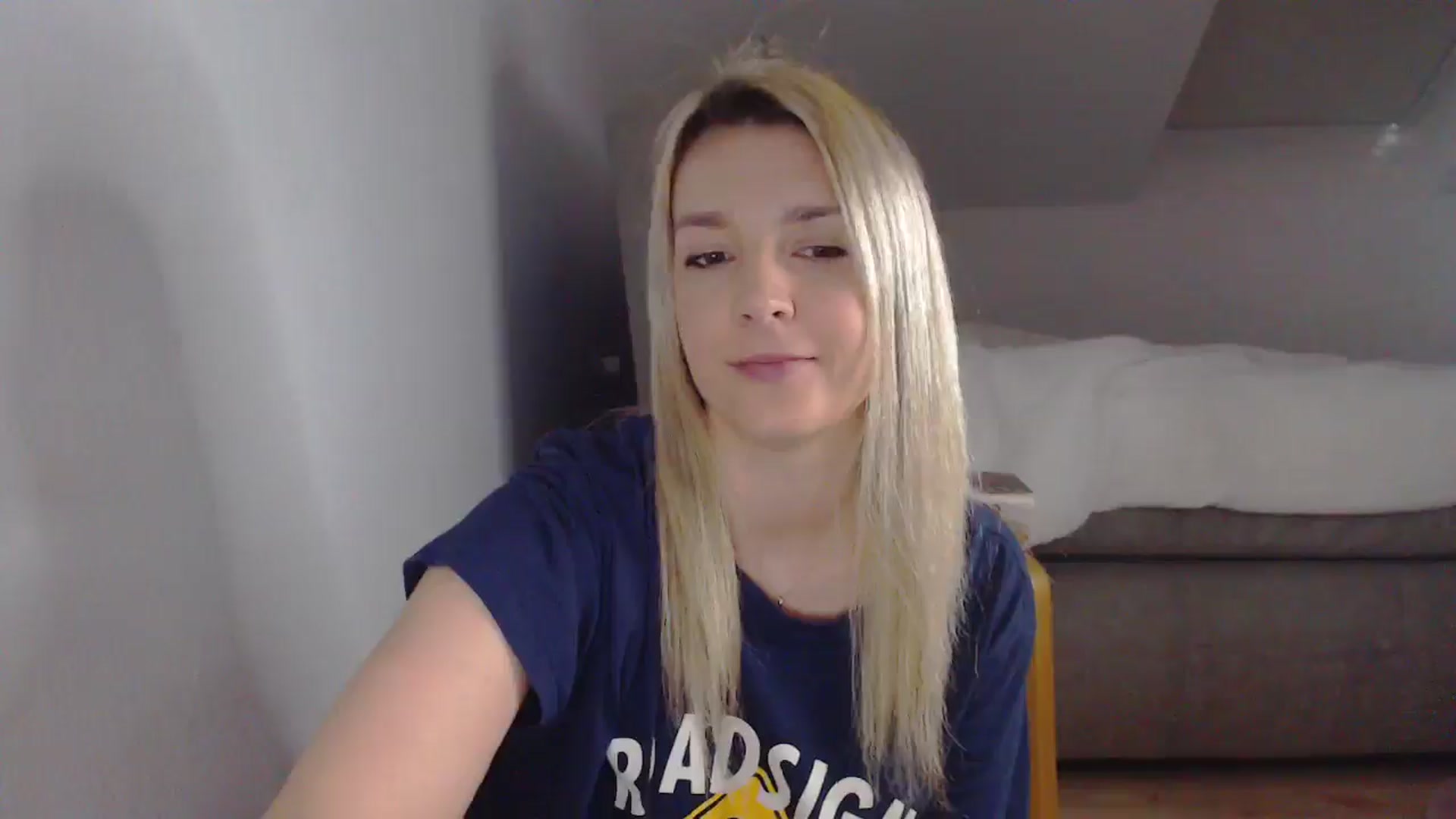 Gallery image thumbnail from AllleeS's myfreecams stream on, 07/21/2025, 12:25 image 11 of 20