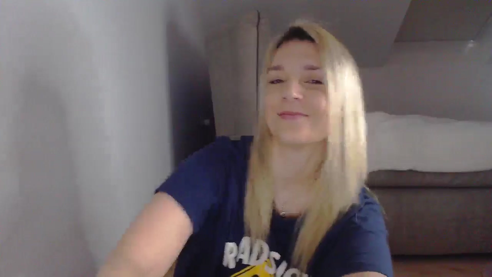 Gallery image thumbnail from AllleeS's myfreecams stream on, 07/21/2025, 12:25 image 12 of 20