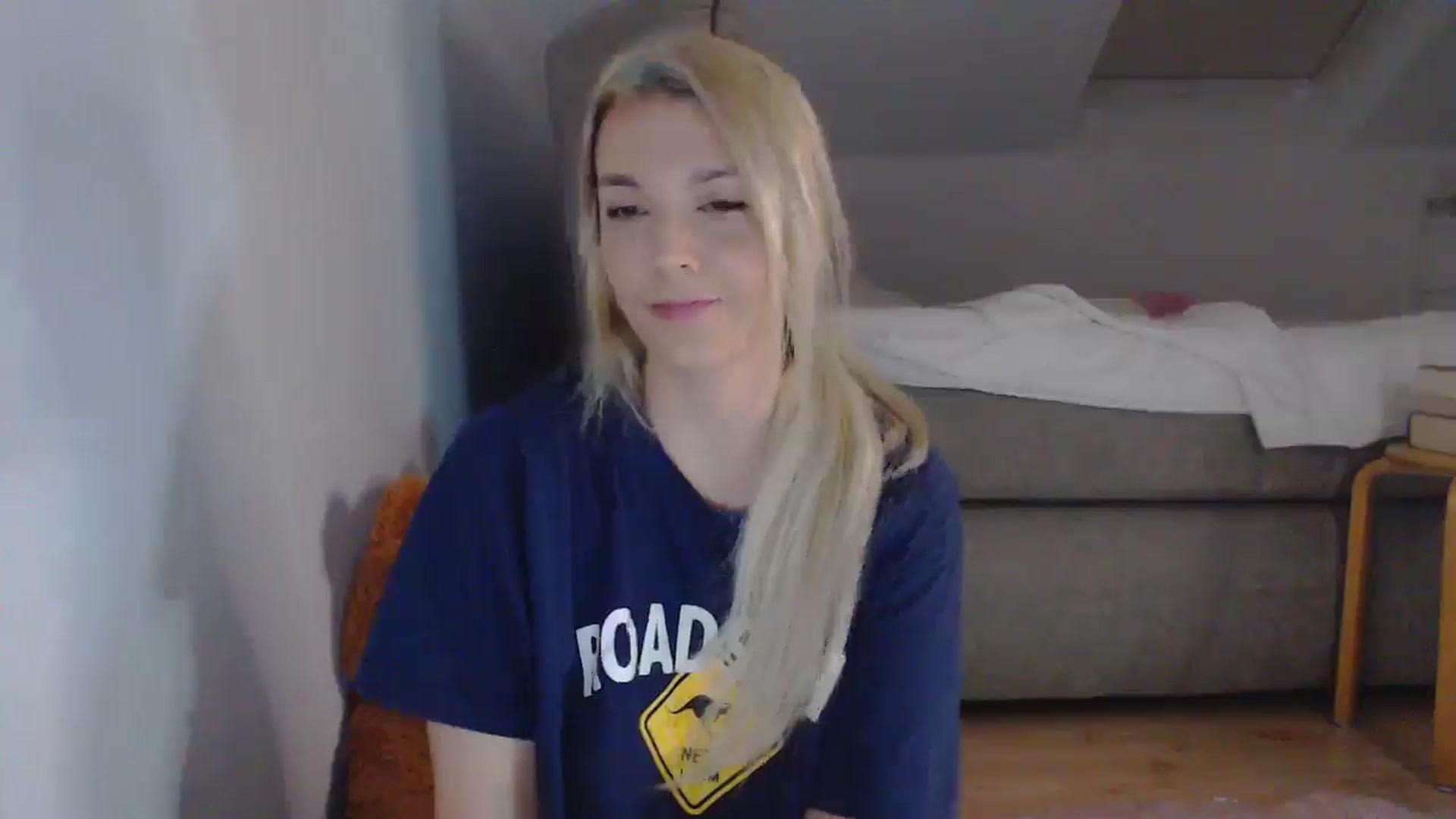 Gallery image thumbnail from AllleeS's myfreecams stream on, 08/19/2025, 13:22 image 20 of 20
